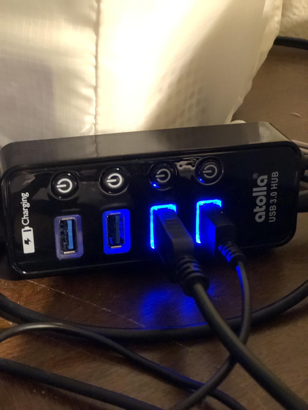 Atolla 4-Port USB 3.0 Hub with 4 Data Ports, 1 Smart Charging Port, Individual On/Off Switches and 5V/3A Adapter customer photo 1