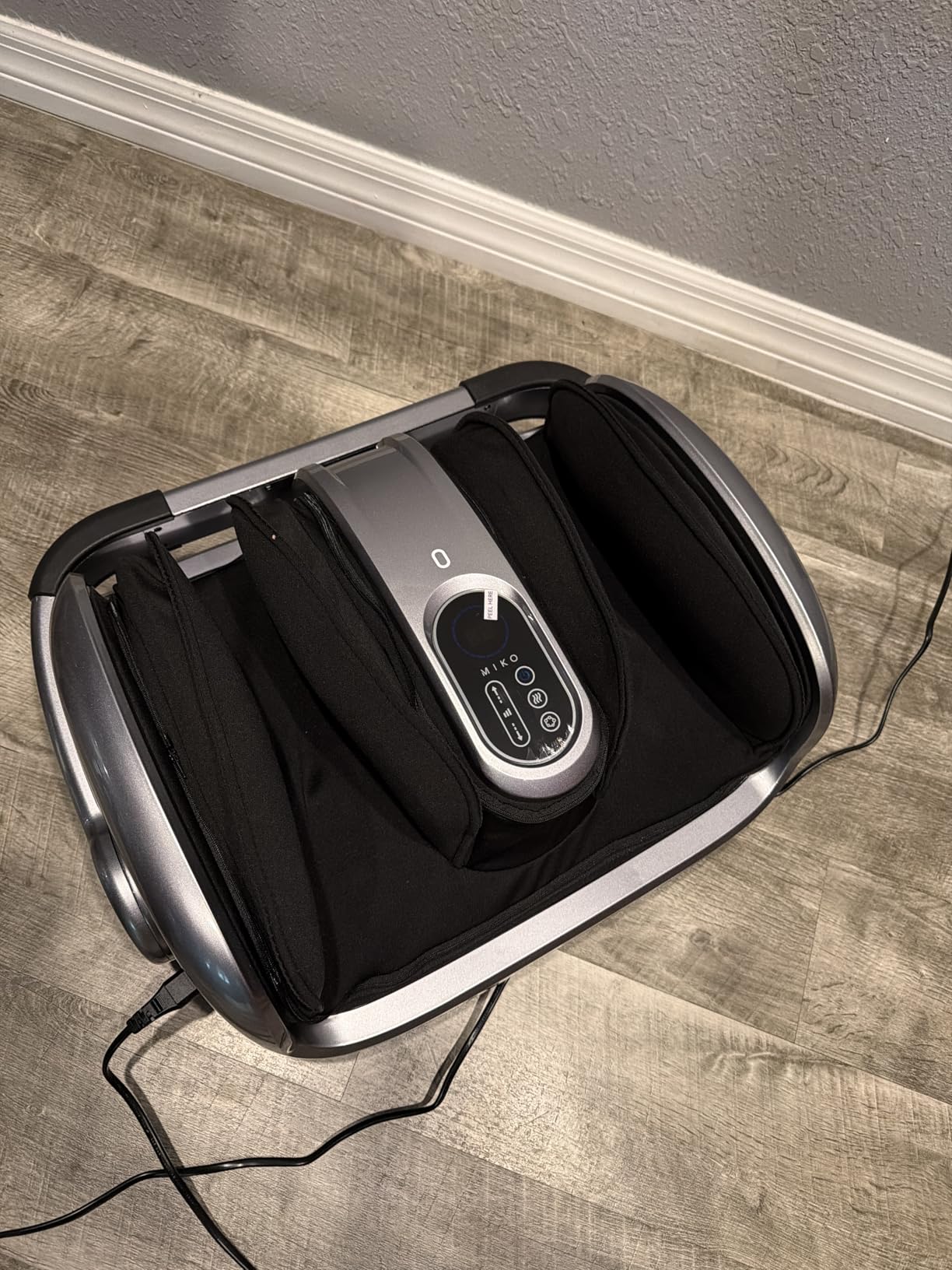 MIKO Shiatsu Foot, Leg and Calf Massager with Heat | Deep kneading, rolling, air compression, adjustable bar, 5 pressure levels & 3 modes; for plantar fasciitis; fits size 15 customer photo 2