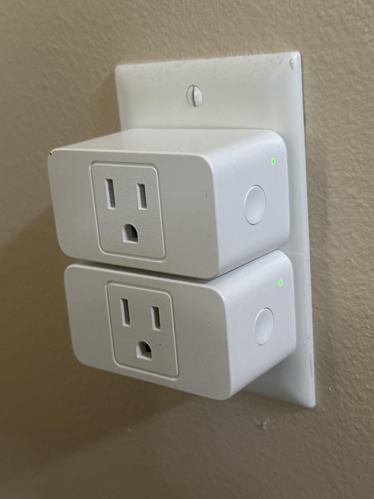 meross Smart Plug 15A, Works with Apple HomeKit, Voice & APP Control 4 Pack customer photo 2