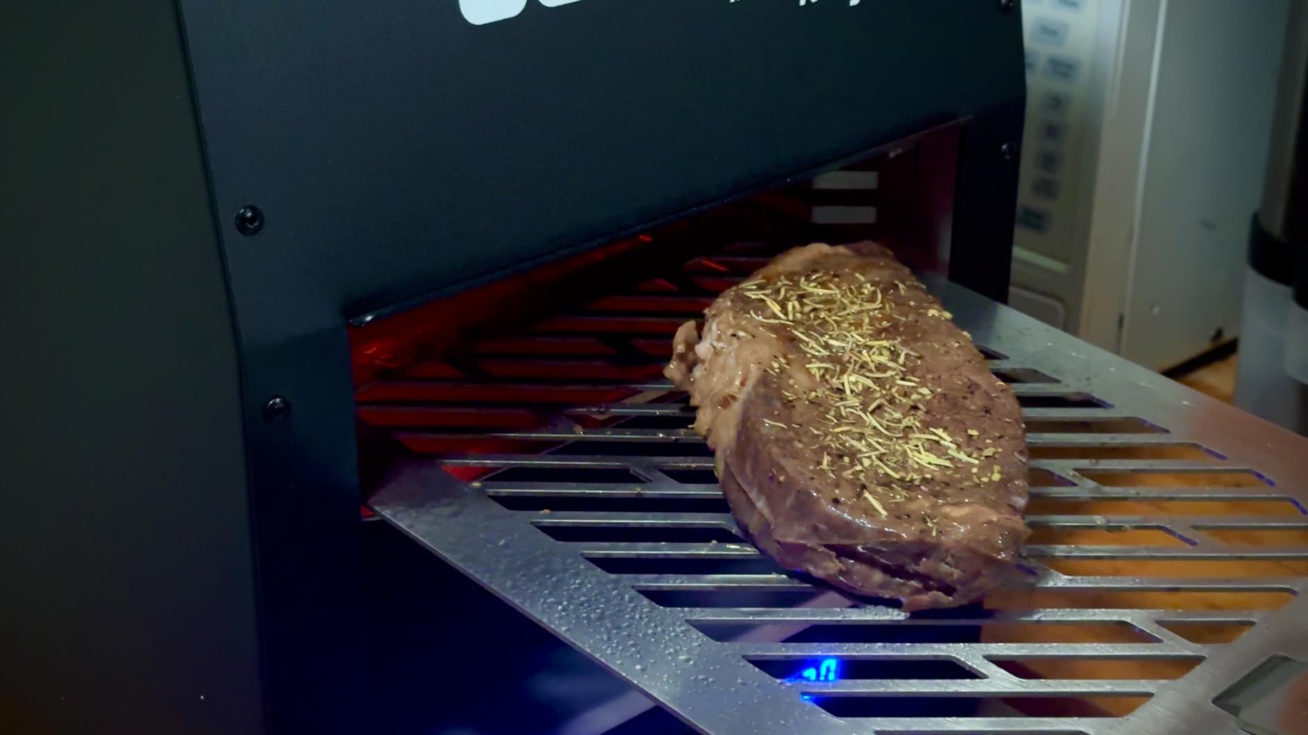 Flame King FK-BEEF-110 Scorch Electric Rapid Broiler Infrared Smokeless Steak Chicken,Pork Searing Charbroil Cooker Grill for Indoor/Outdoor, Black customer photo 2