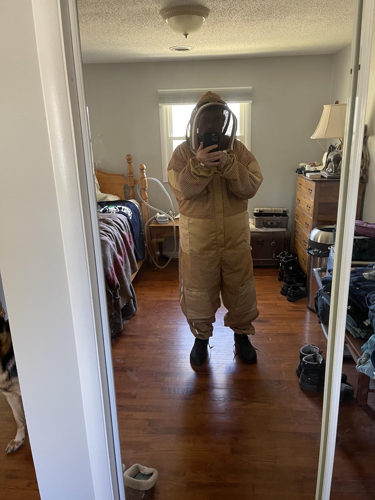 3-Layer Ventilated Bee Suit for Men & Women, Sting Proof Beekeeping Suit with Fencing Veil & Round Brim Hat customer photo 1