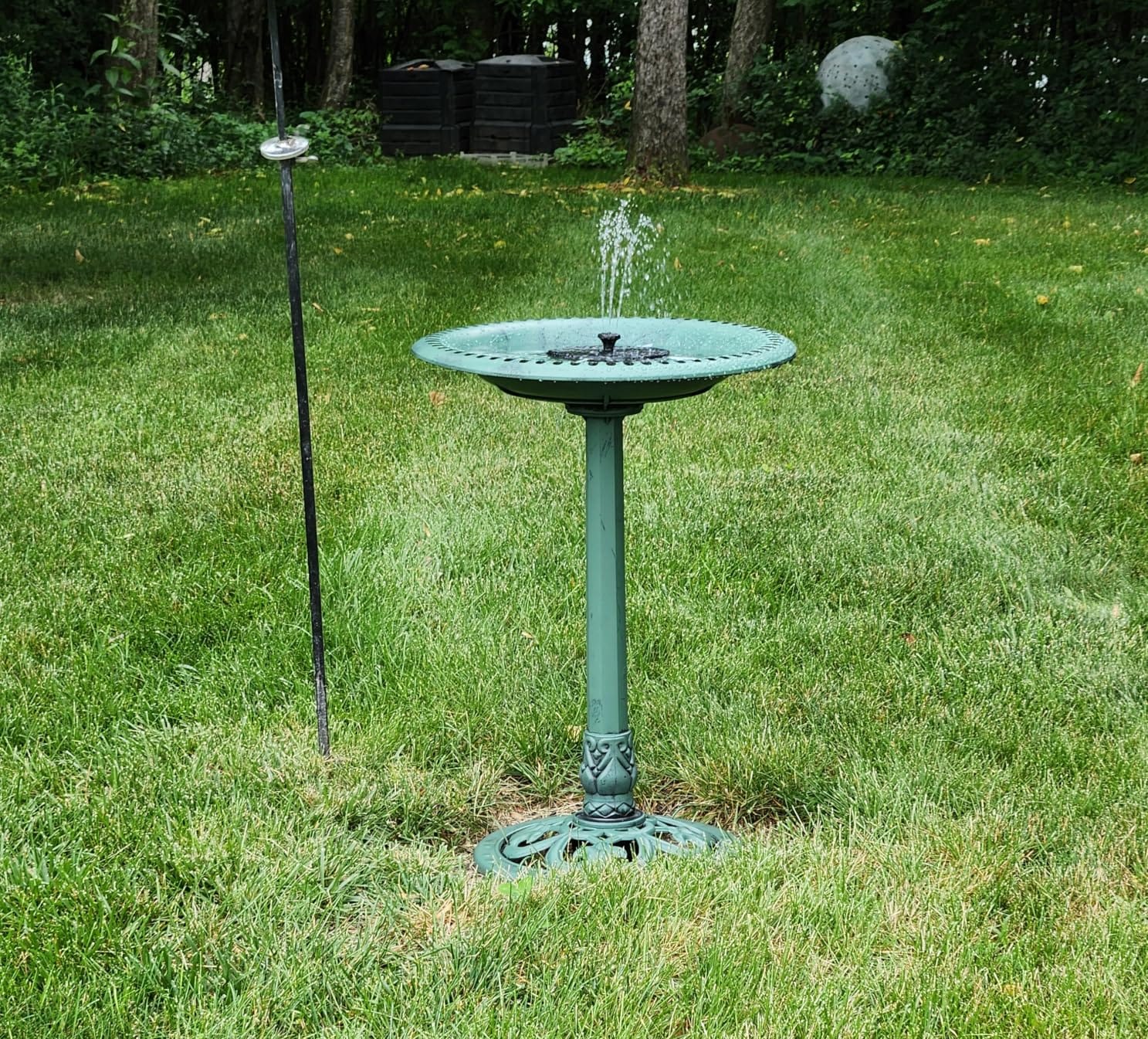 Mademax Solar Bird Bath Fountains, Upgrade 1.4W Solar Fountain Pump with 8 Nozzles & 4 Brackets, Free Standing Floating Solar Powered Water Fountain Pump for Bird Bath, Garden, Pond, Pool, Outdoor customer photo 1