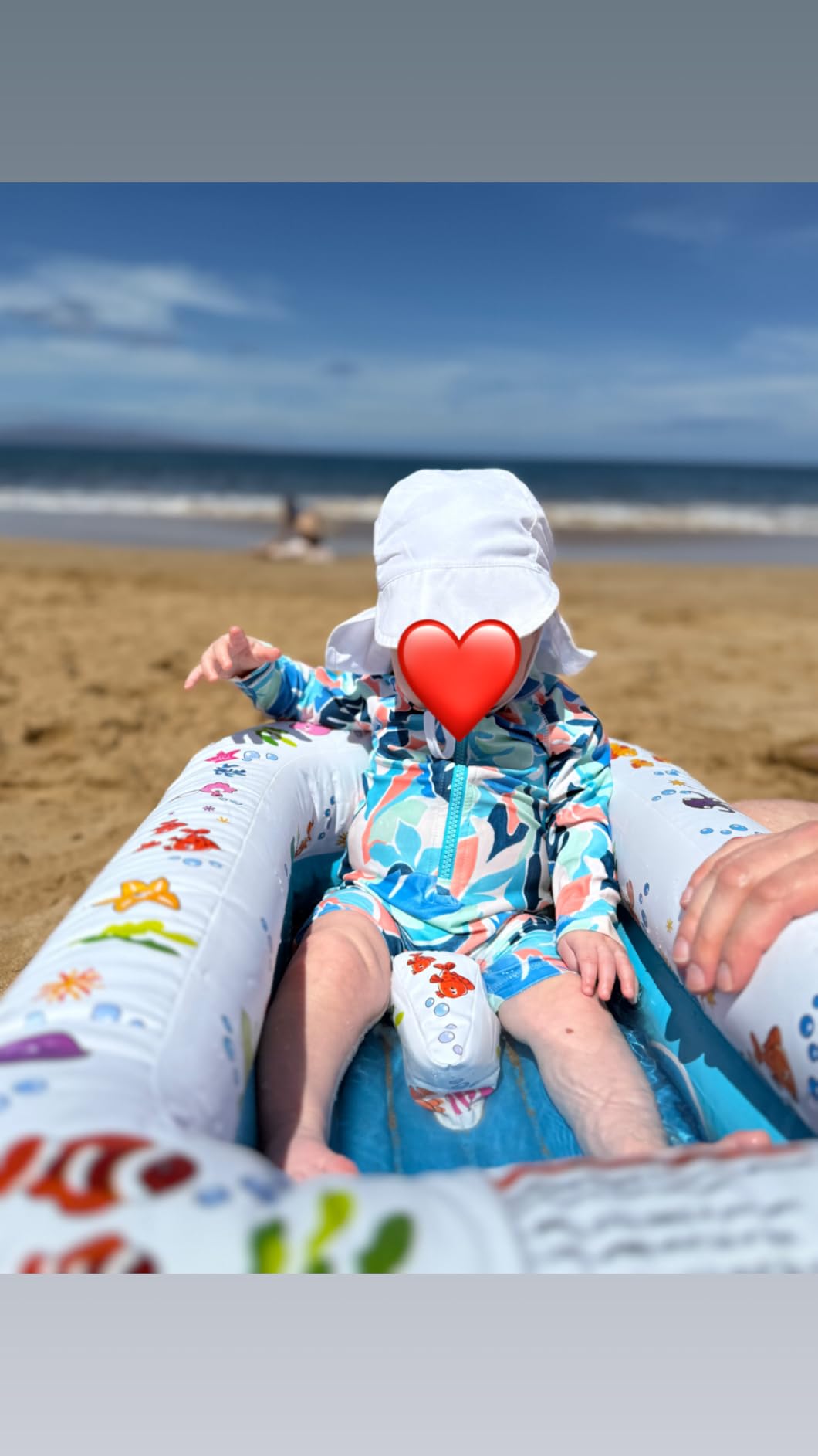 Mommy's Helper Inflatable Baby Bathtub, Portable Bathtub, Ages 6-24 Months customer photo 2