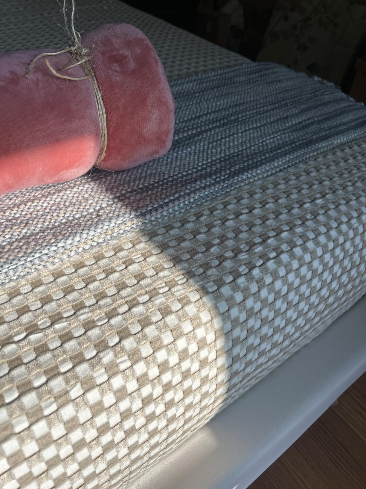 Bedsure Cooling Waffle Blanket for Hot Sleepers, Ivory, Queen, 90