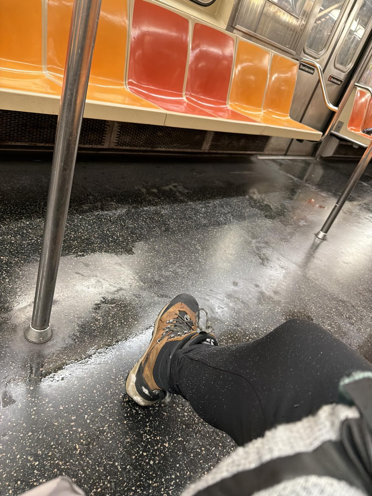 KEEN Revel 4 Mid Height Polar Insulated Waterproof customer photo 2