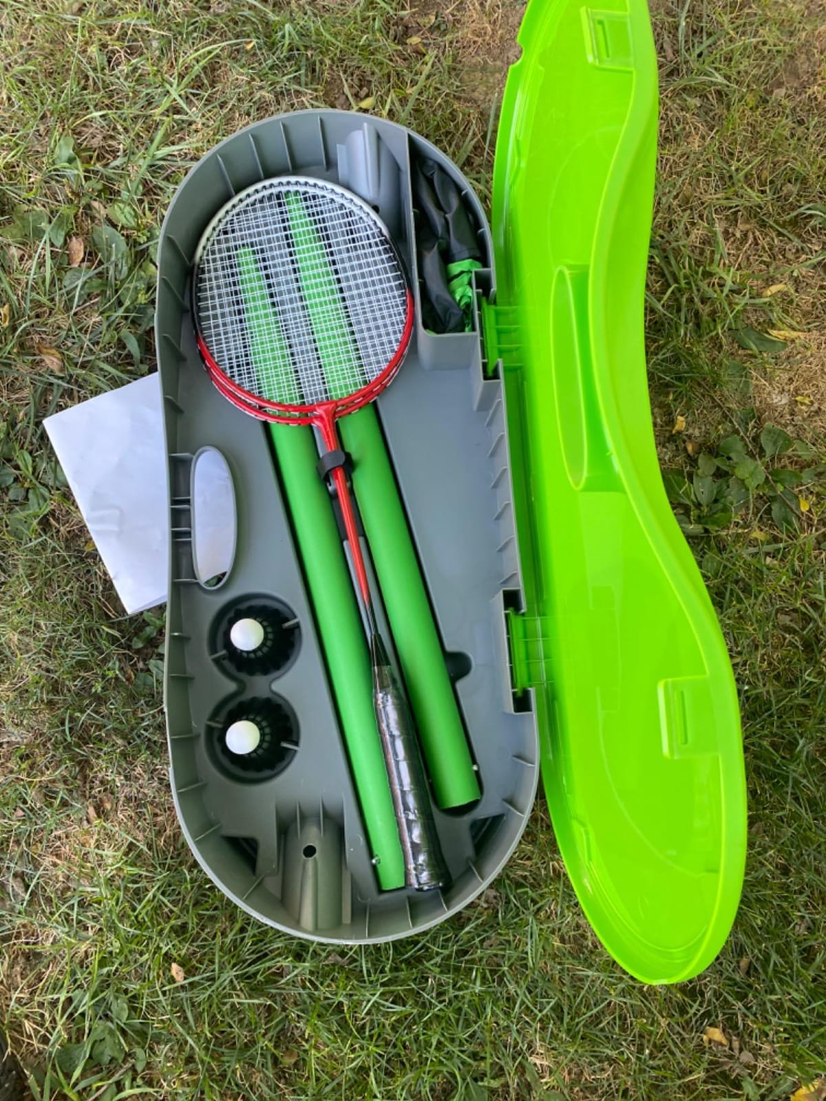 Portable Badminton Net Set,Folding Volleyball Badminton Net,4 Professional Graphite Badminton Racket,8 Racket Grip Tape,4 Shuttlecocks,Family Game,Kids Gift,Backyard Sports customer photo 1