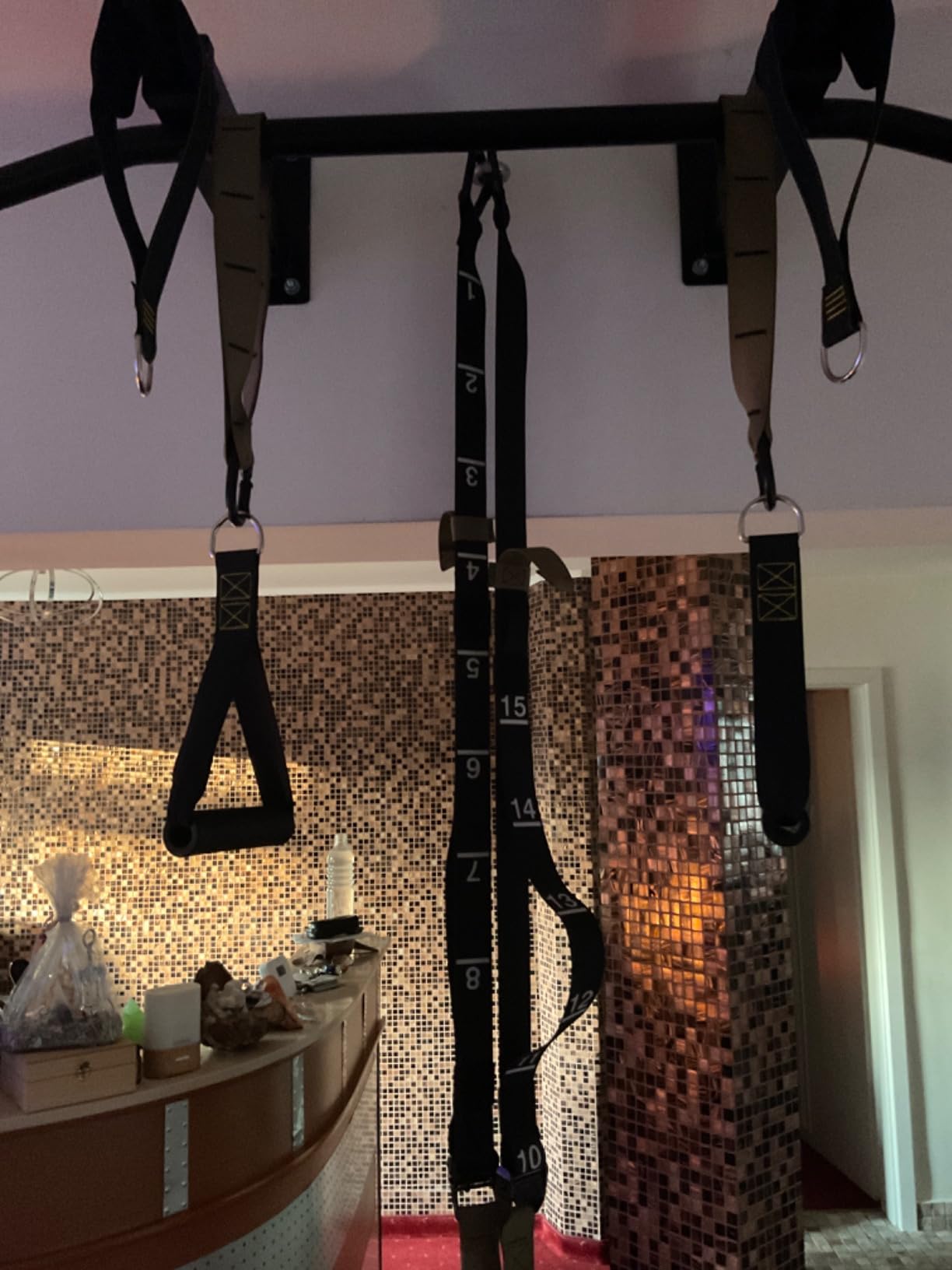 Bodytorc Suspension Trainer, Bodyweight Training Straps for Full Body Workouts at Home, Includes Door Anchor, Extension Arms and Advanced Foot Straps. Green customer photo 2