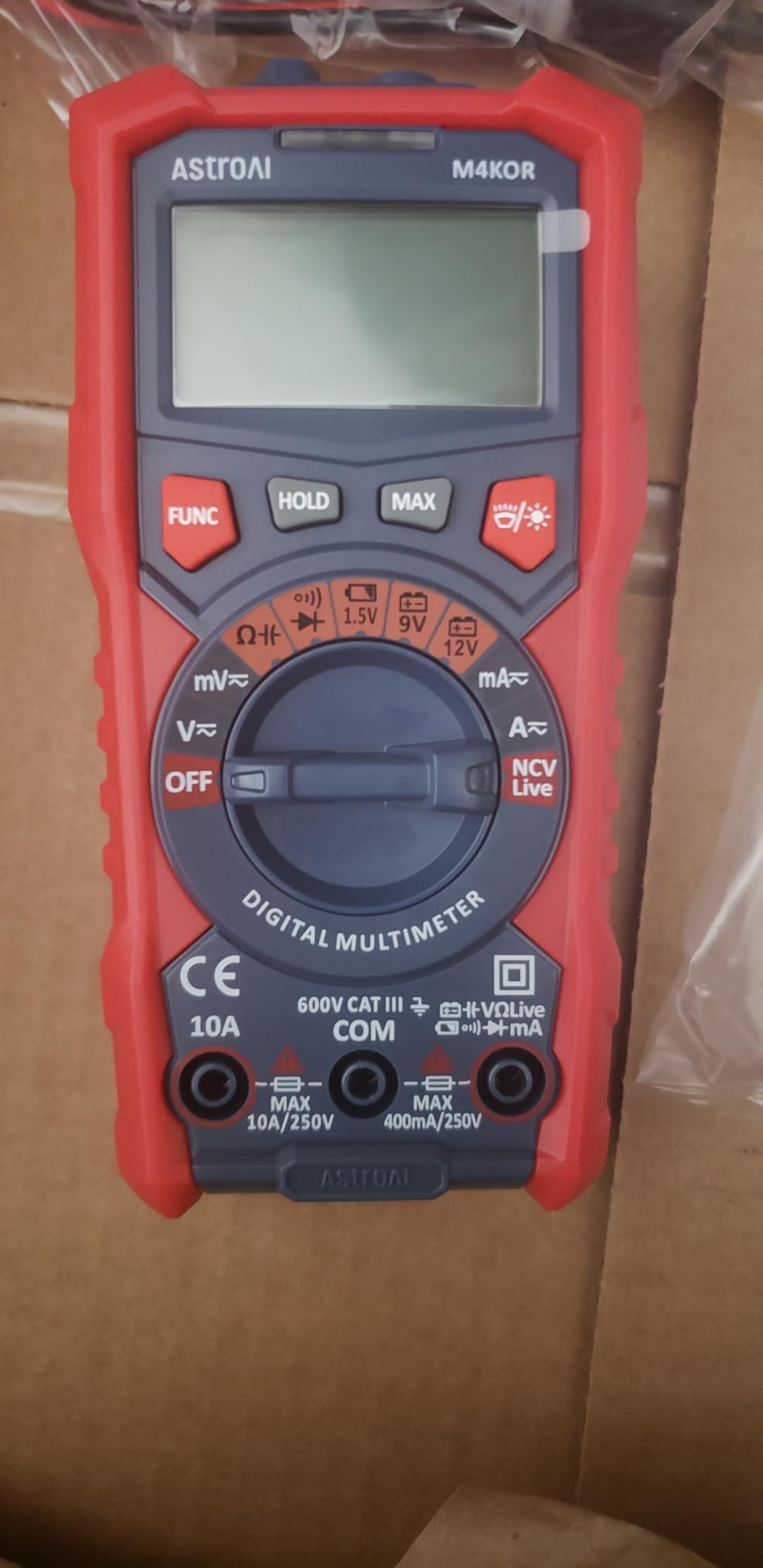 AstroAI Digital Multimeter, TRMS 4000 Counts, Auto-Ranging, Battery Test customer photo 2