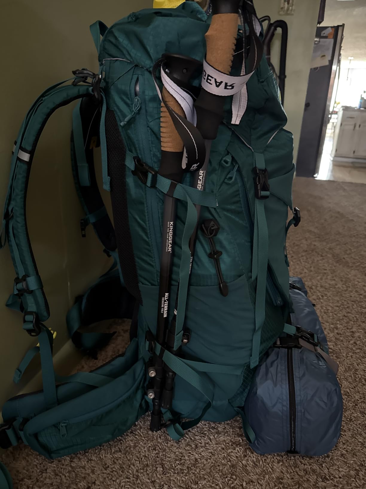 KINGGEAR Trekking Poles 7075 Aluminum Lightweight Hiking Sticks | Natural Cork Grip, EVA Support, Flip Lock System customer photo 1