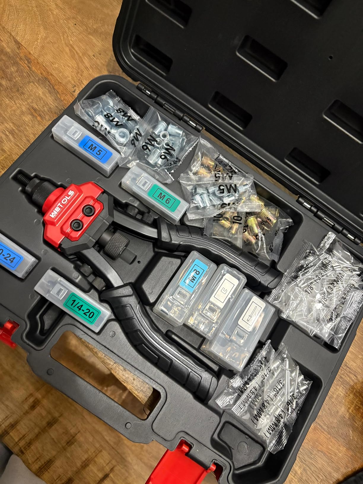 WETOLS Pop Rivet Gun Kit with 200 Blind Rivets, Upgraded Pop Rivet Tool Kit customer photo 2
