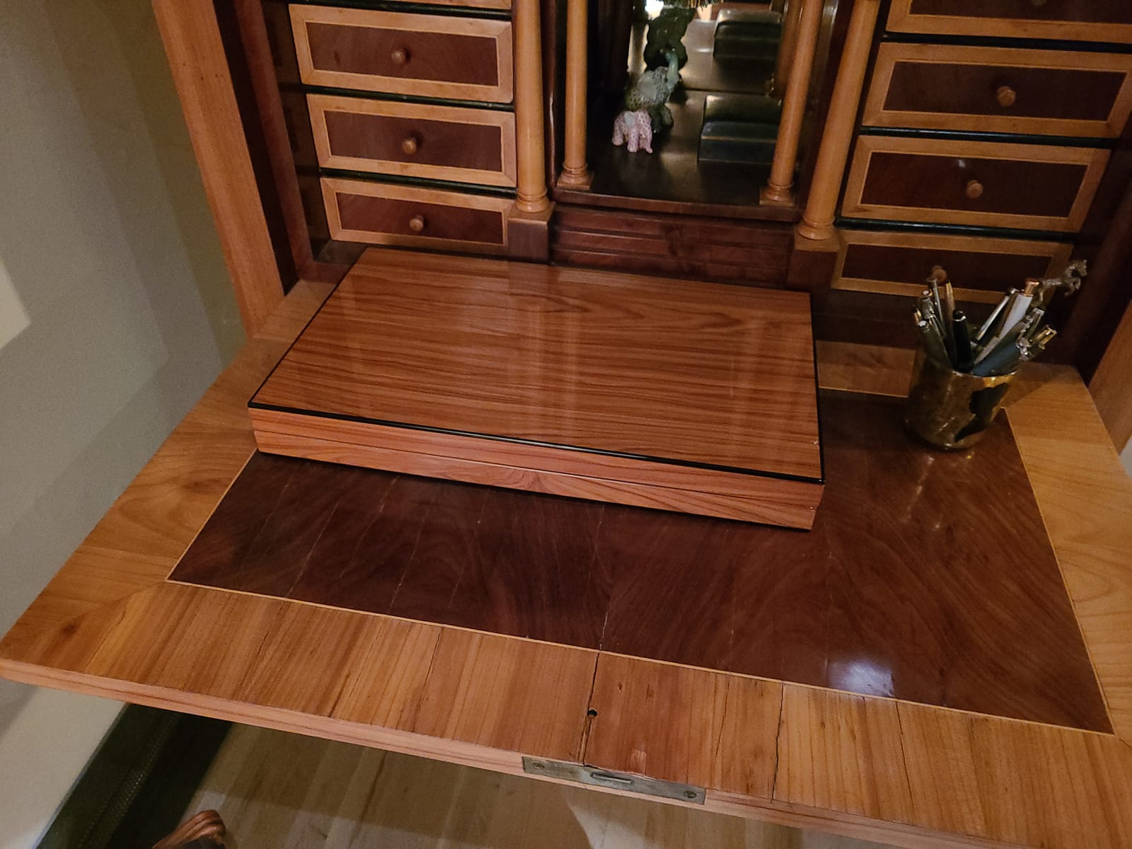 Deluxe Wood 18