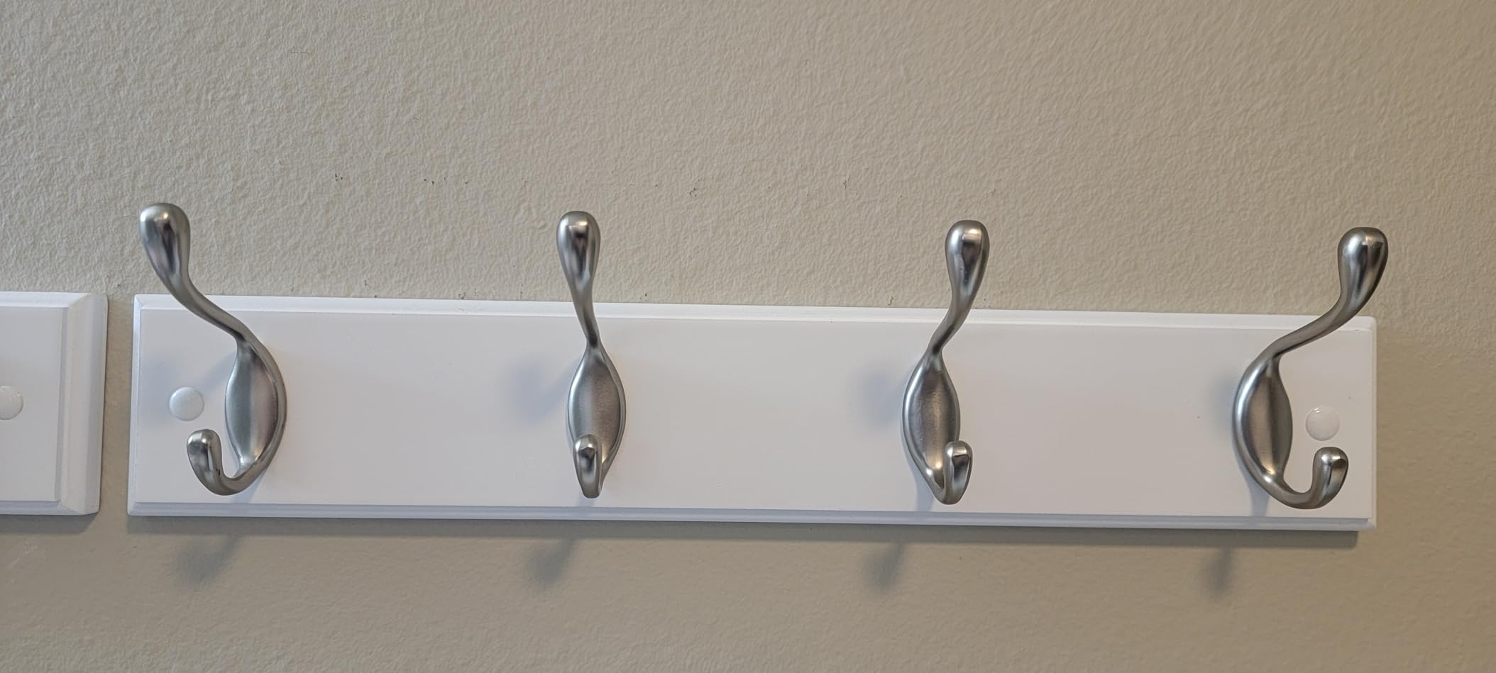 Amada Coat Rack Wall Mount 2 Pack, Coat Hangers with 8 Hooks, White | MDF board + 4 sturdy zinc hooks, holds up to 30 lbs, pre-assembled, space-saving, for entryway, bedroom, kitchen, or bathroom customer photo 2
