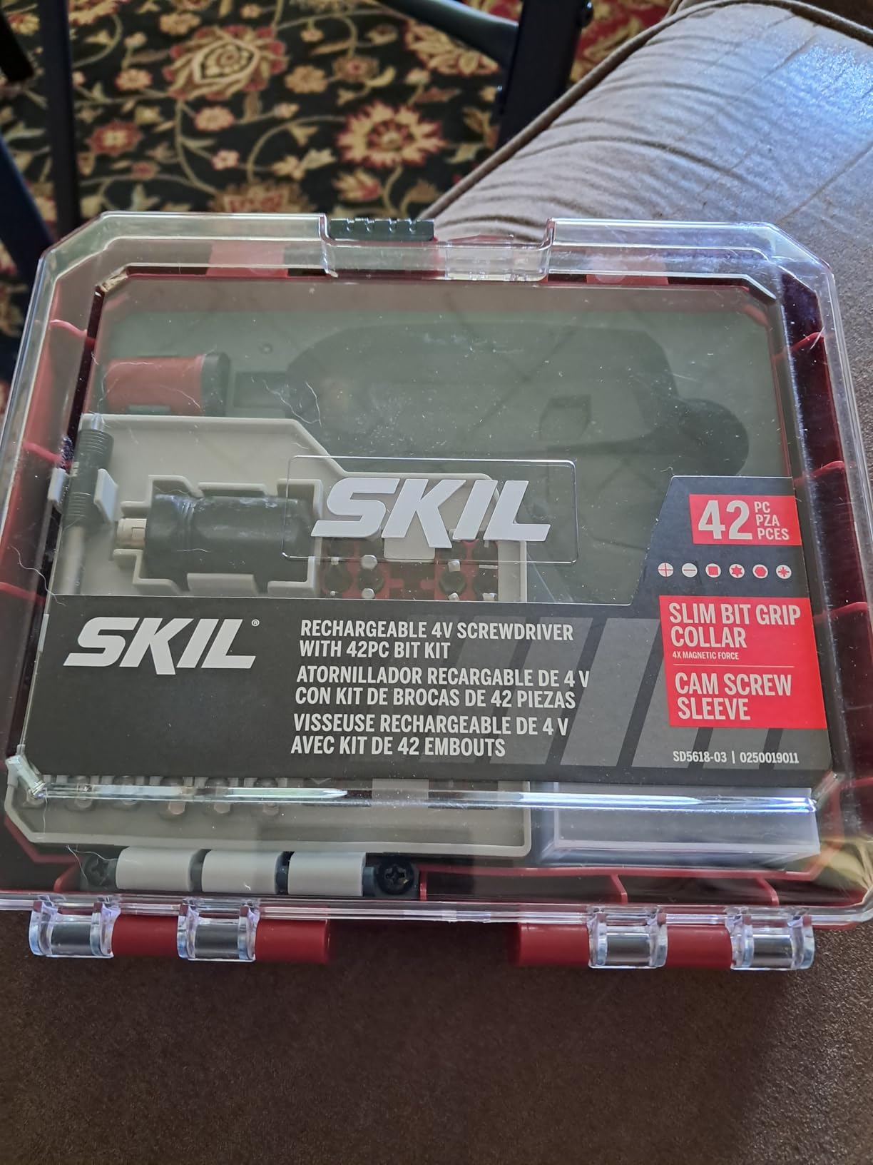 SKIL Rechargeable 4V Cordless Pistol Grip Screwdriver with 42pcs Bit Set, USB Charger and Carrying Case - SD5618-03 customer photo 1
