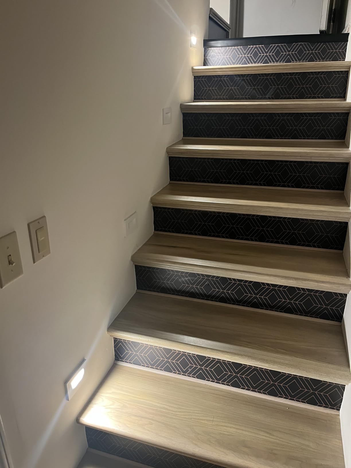 LEONLITE 6-Pack 5CCT 120V LED Step Lights, Horizontal, Oil Rubbed Bronze | 150LM, 5%-100% Dimmable, CRI90, ETL, Indoor Outdoor Stair Lights, Wet Location, 2700K/3000K/3500K/4000K/5000K, Aluminum customer photo 1