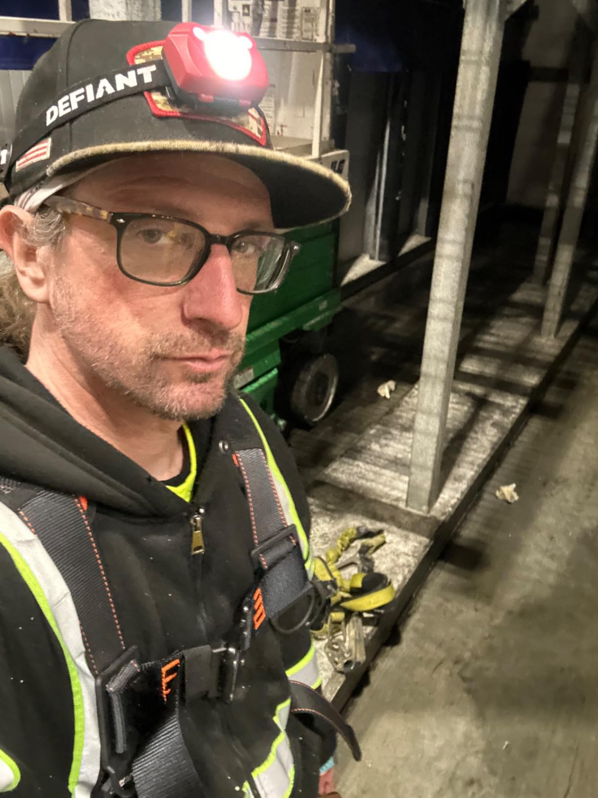 Frontline Full Body Harness | Suspension Trauma Straps| OSHA & ANSI Compliant customer photo 1