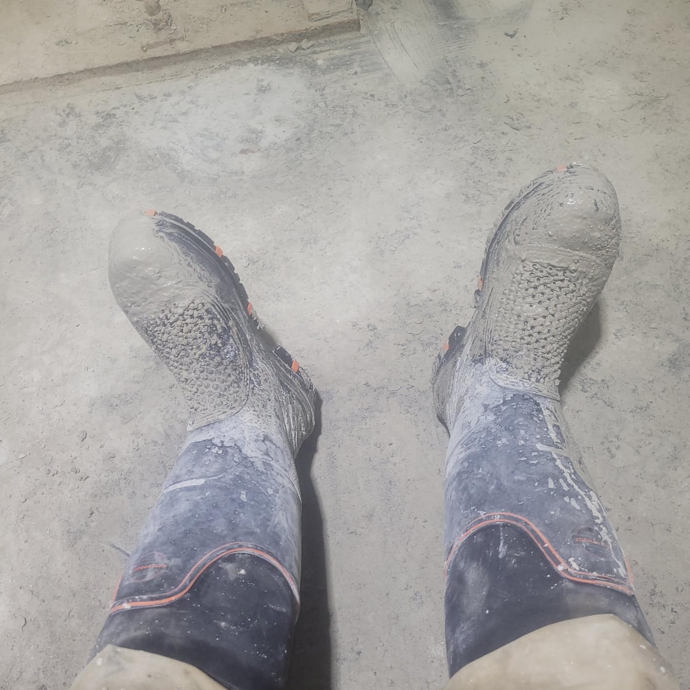 Dryshod Men's Megatar Met Guard Steel Toe Work Boot | Rubber | Waterproof | Insulated | MEG-UH-BK customer photo 1