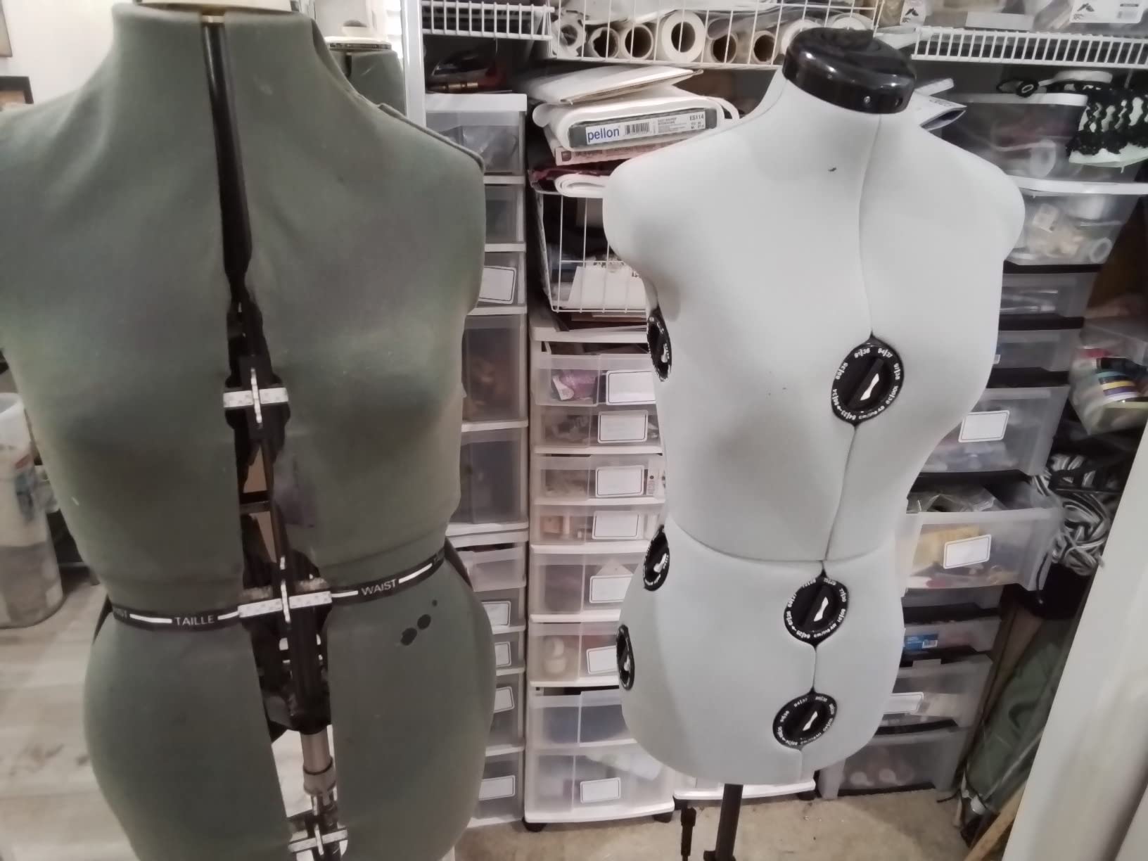 Dritz Twin-Fit Adjustable Dress Form for Sewing, Full-Figure Size, US 20-24 customer photo 2
