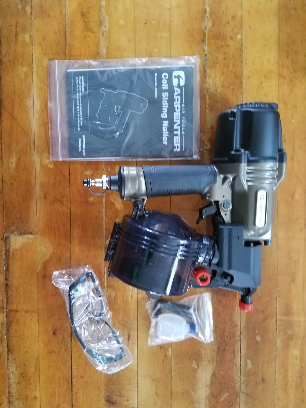 CCN65 15 Degree 1-1/2″ to 2-1/2″ Pneumatic Coil Siding Nailer with Tool-less Depth Adjustment, Drives wire and plastic collated nails. customer photo 1