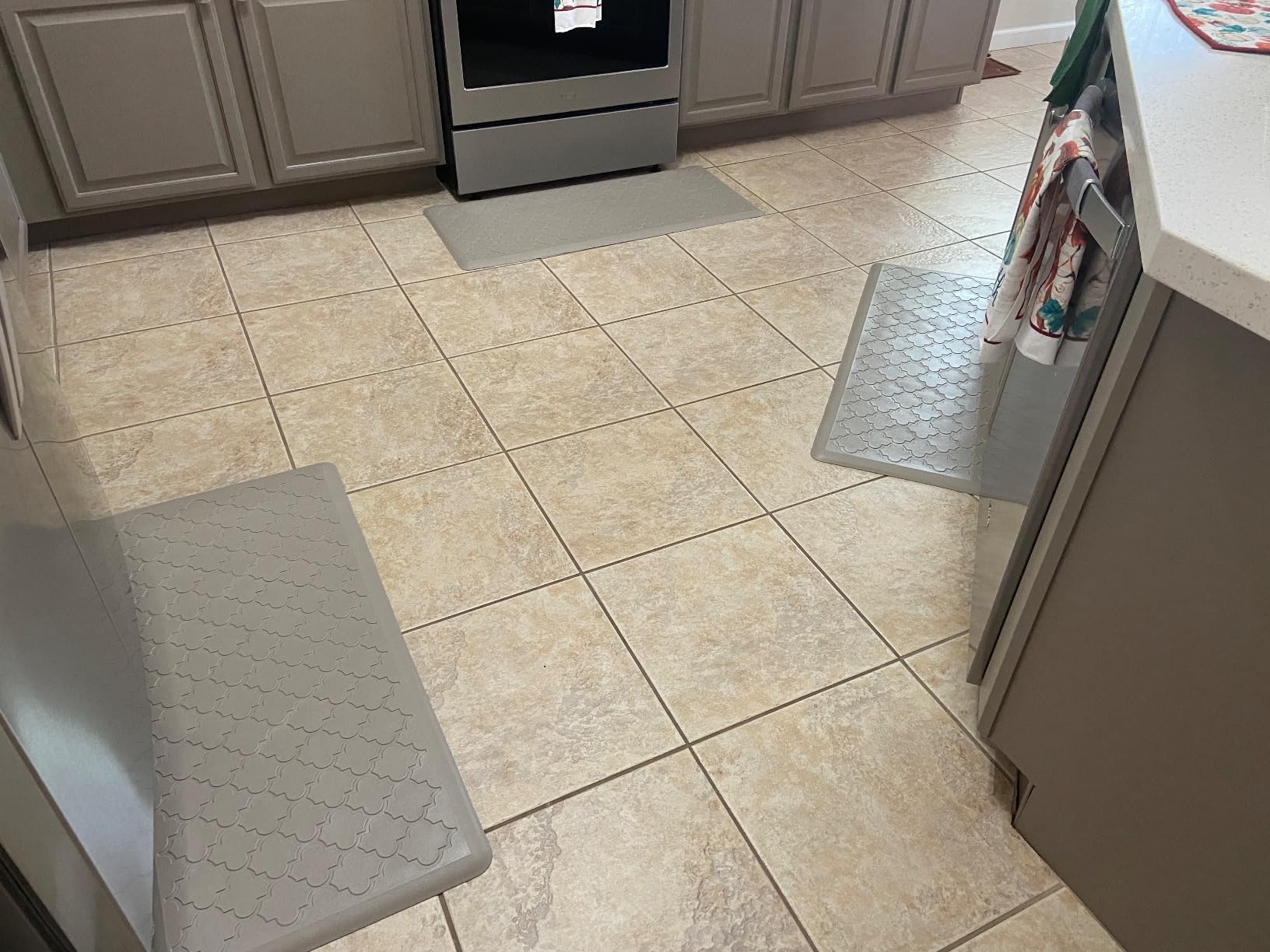 WISELIFE Kitchen Mat, Cushioned Anti Fatigue Floor Mat, 17.3