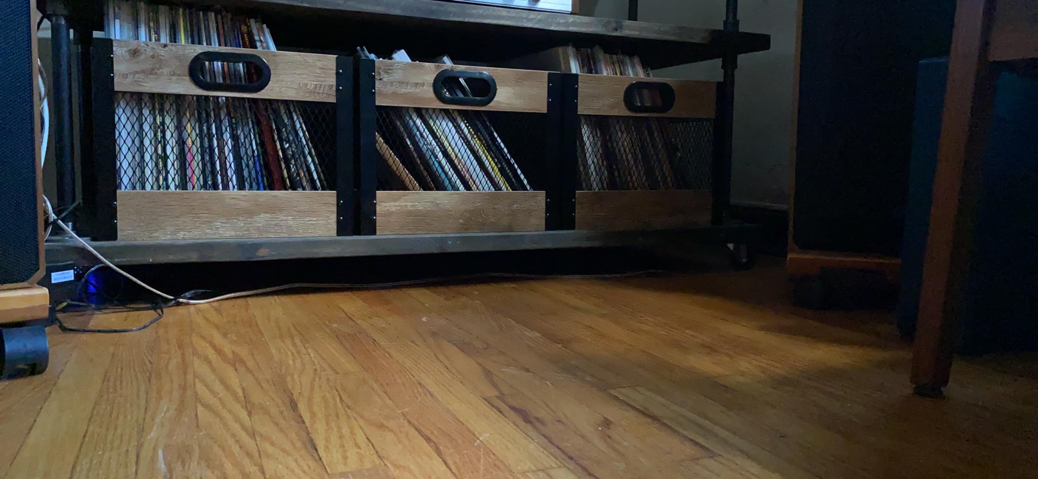 X-cosrack Vinyl Record Storage Crate, Wooden LP Record Organizer, Holds 60-80 Records, Classic Cube Storage for Albums customer photo 2