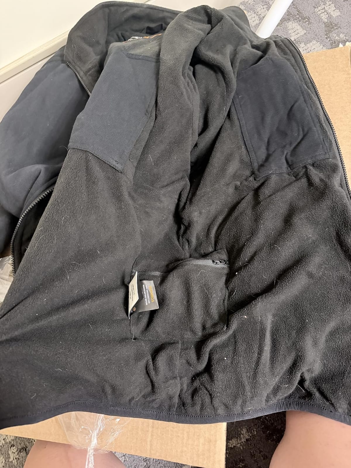 ORORO Men's Heated Fleece Jacket with Battery, 4 Heating Zones | Soft fleece heated jacket, up to 8 hours of adjustable warmth customer photo 2
