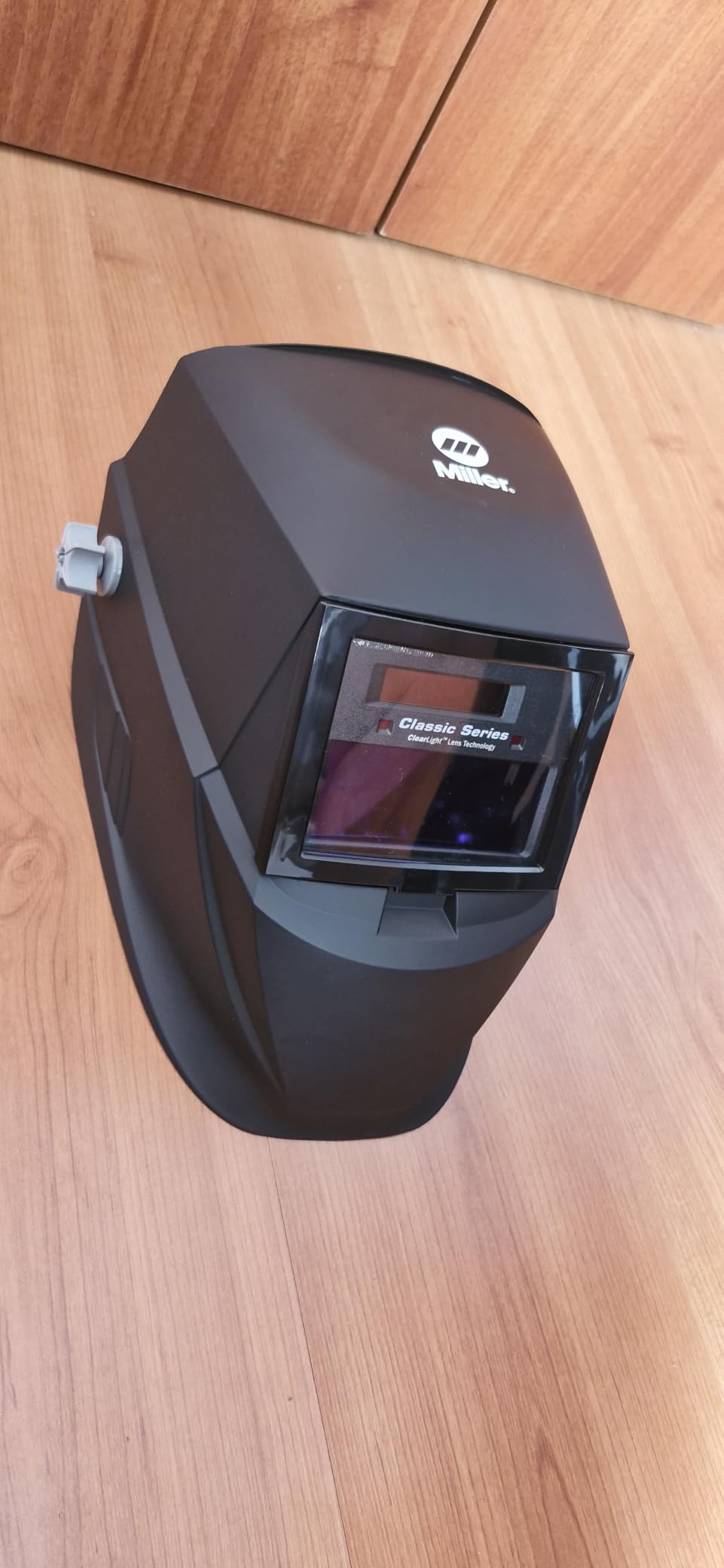 Miller Classic Series Welding Helmet, ClearLight™, Shade 8-13, Metal Matrix customer photo 1