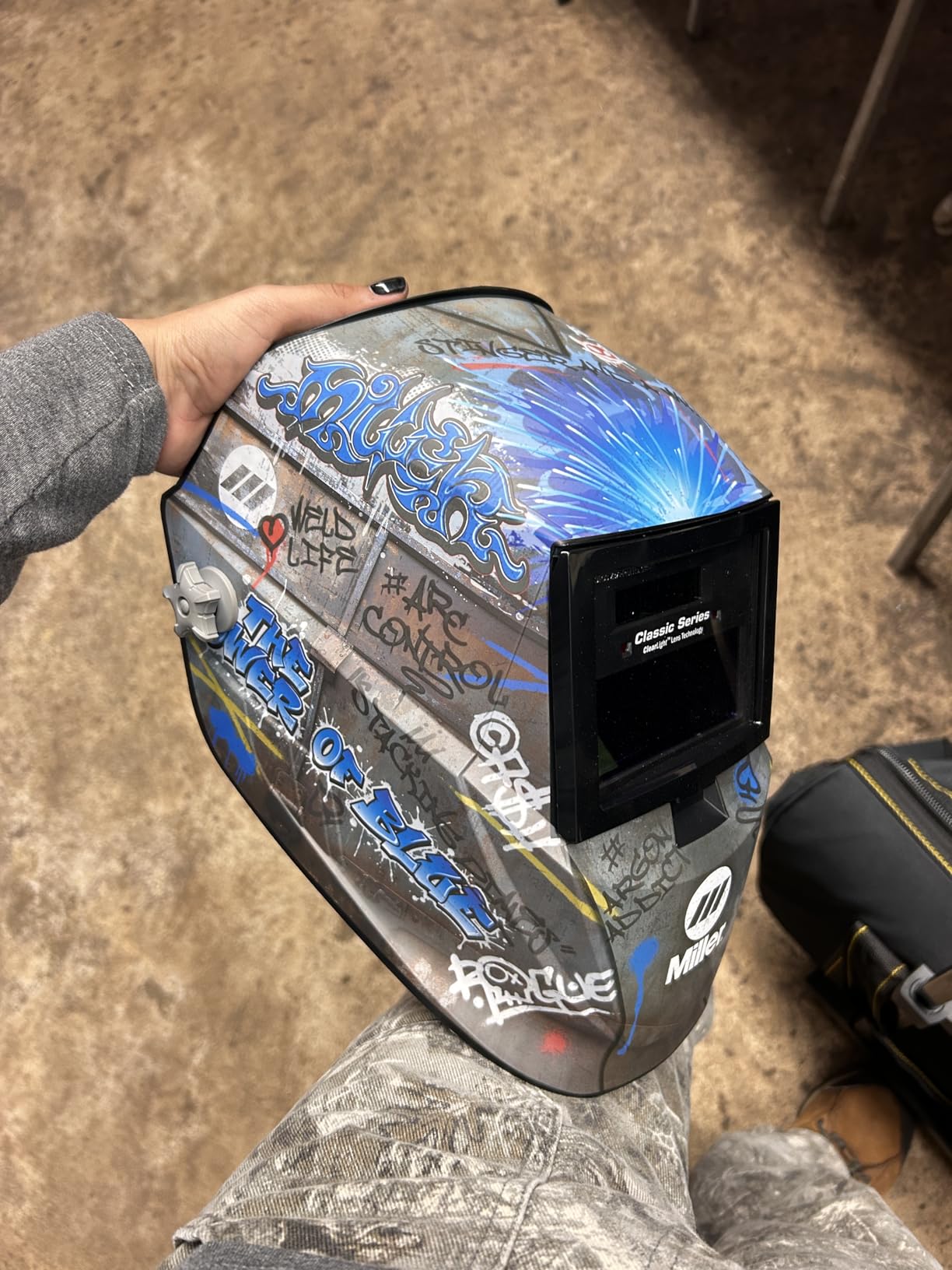 Miller Classic Series Welding Helmet, ClearLight™, Shade 8-13, Metal Matrix customer photo 2