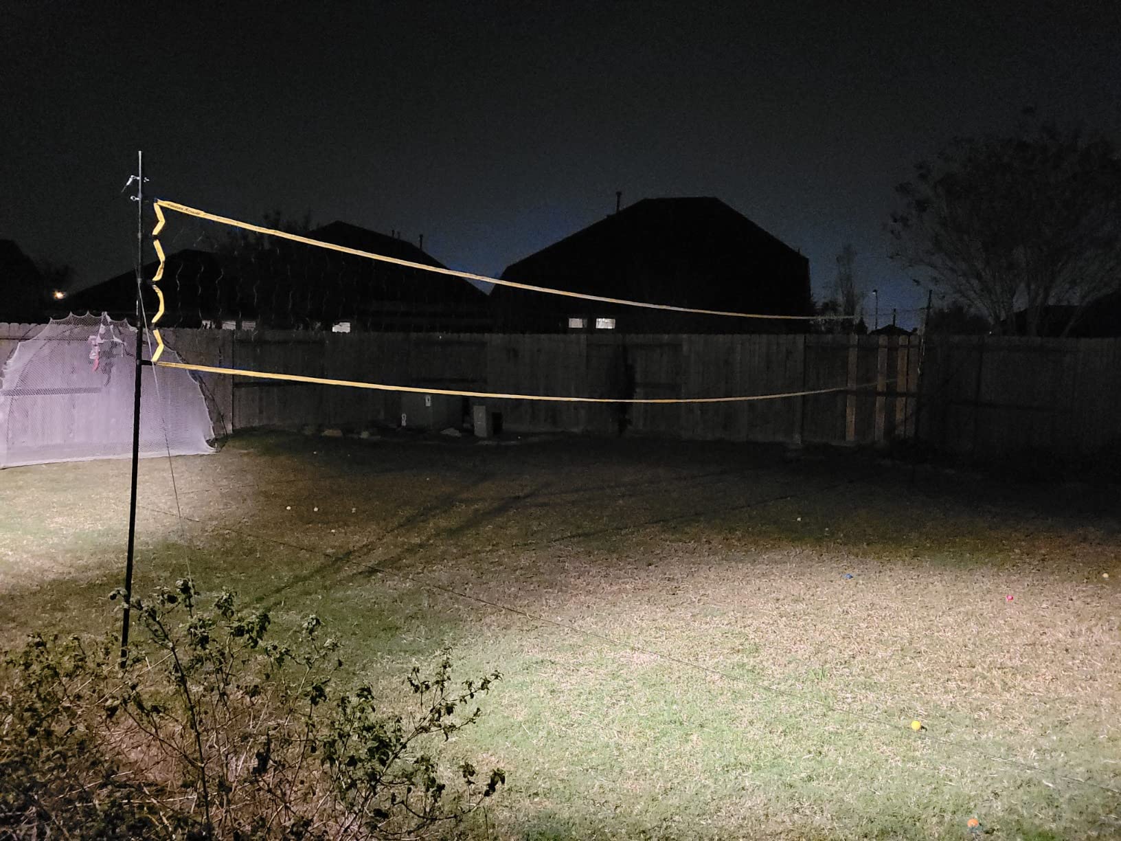 Forever Champ Volleyball Net for Backyard, Beach, Home, Includes 32x3 Ft Regulation Size Net, 8.5-Inch PU Volleyball, Carrying Bag, Boundary Lines, Steel Poles & Pump, Portable Volleyball Net Outdoor customer photo 1