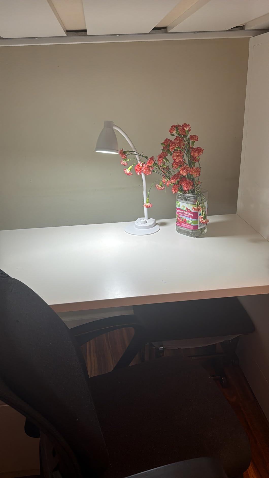 BOHON LED Desk Lamp with USB Charging Port 3 Color Modes Dimmable, Black customer photo 2