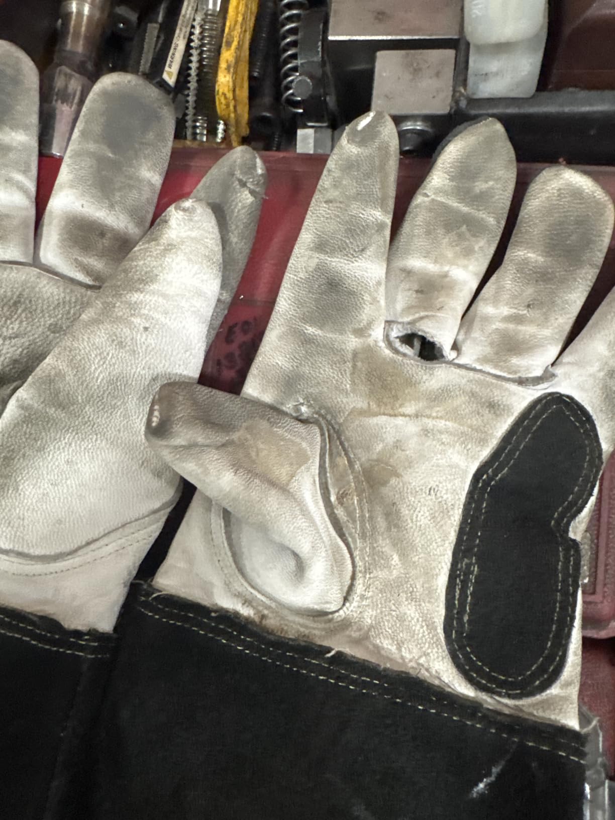 YESWELDER Premium Goatskin TIG Welding Gloves customer photo 2