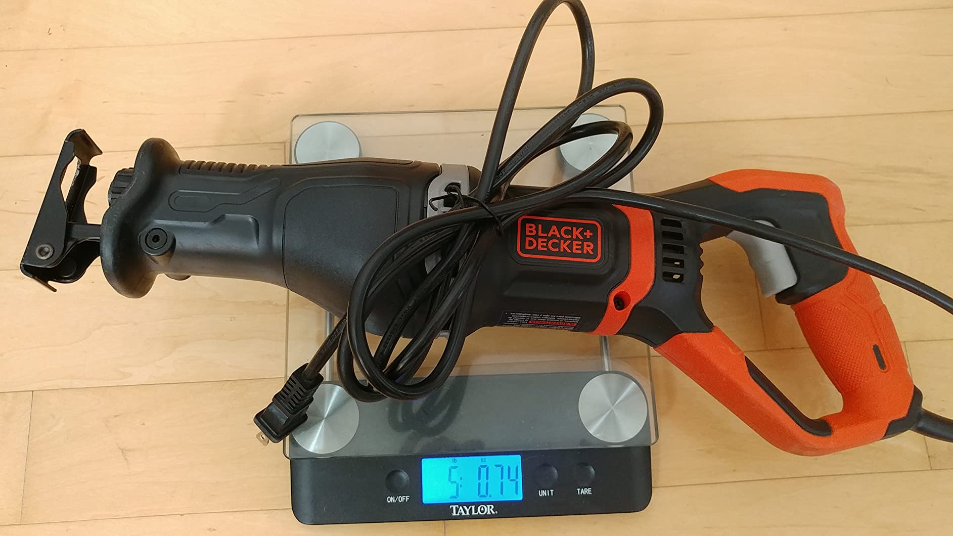 BLACK+DECKER 7 Amp Electric Reciprocating Saw with Removable Branch Holder (BES301K) customer photo 2