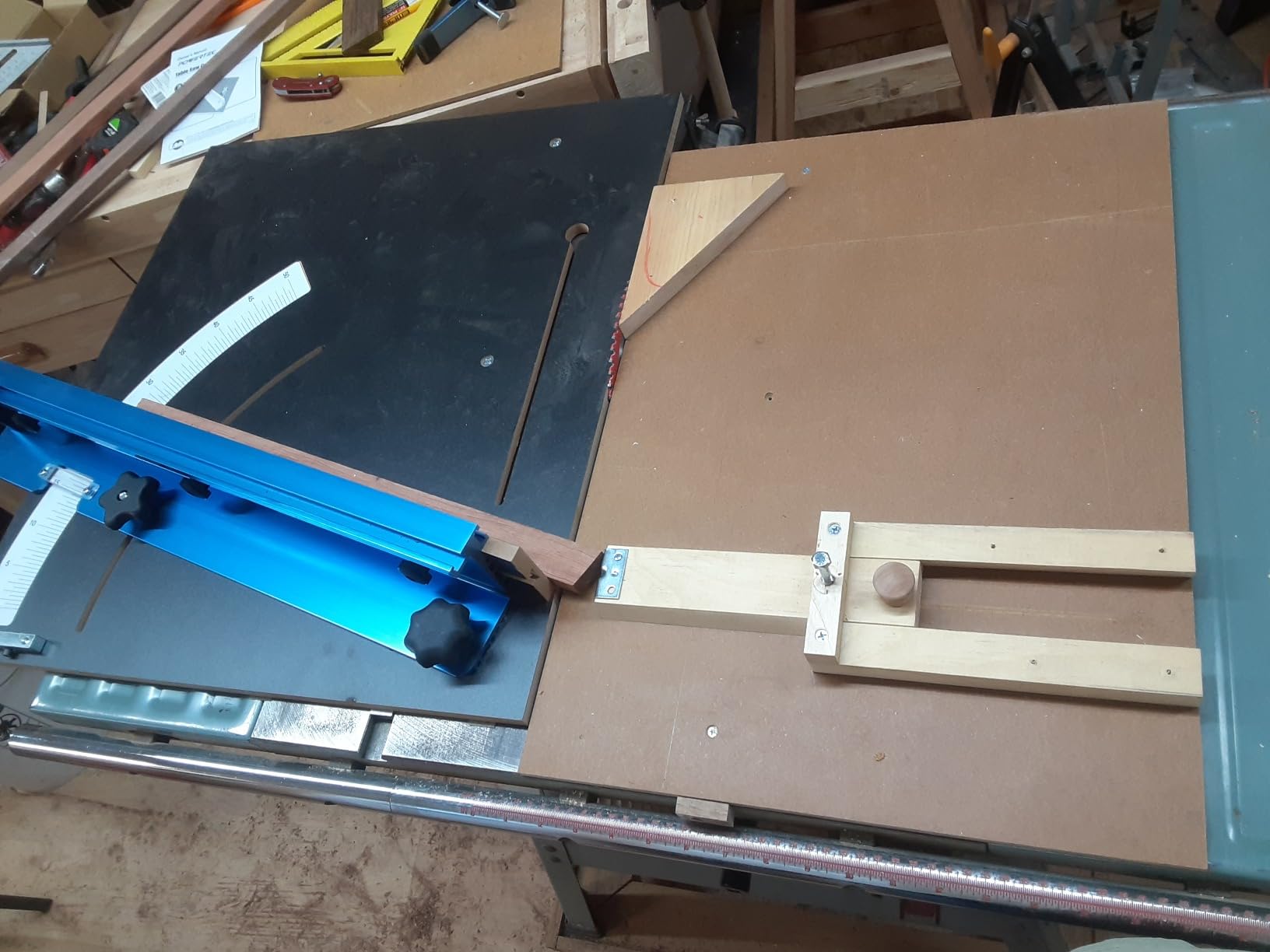POWERTEC Table Saw Crosscut Sled for Stationary Table Saw (71403) customer photo 2