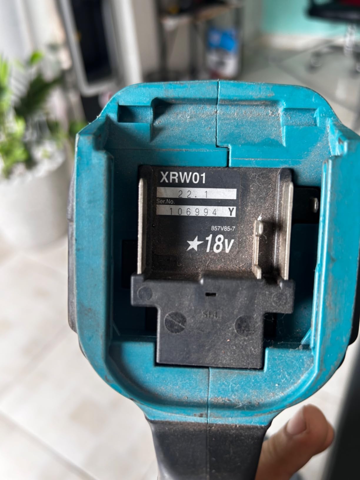 Makita XRW01SR1 18V LXT® Lithium-Ion Cordless 3/8