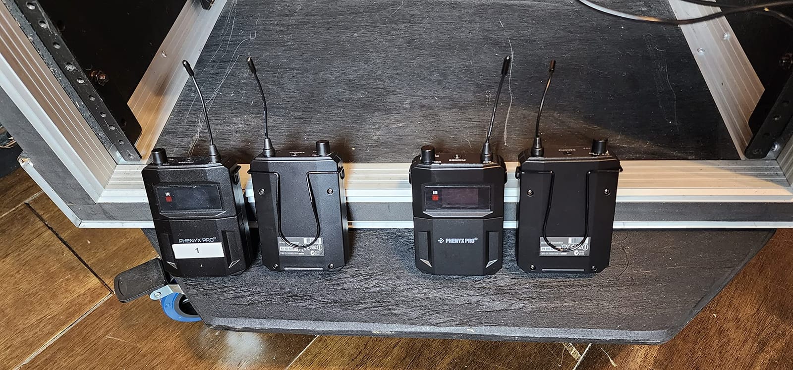 Phenyx Pro UHF Mono Dual Wireless in-Ear Monitor System, Metal Wireless IEM System, Sturdy Bodypack Receiver, 2x50 Frequencies, Separate Outputs,164ft Operation, Suitable for Band and Studio (PTM-22) customer photo 1