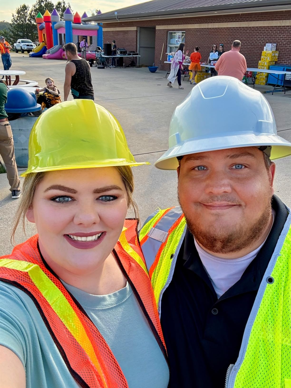 LANON White Full Brim Hard Hat, OSHA Construction Work Approved, HDPE Safety Helmet with 4 Point Adjustable Ratchet Suspension, Class E, G & C customer photo 1