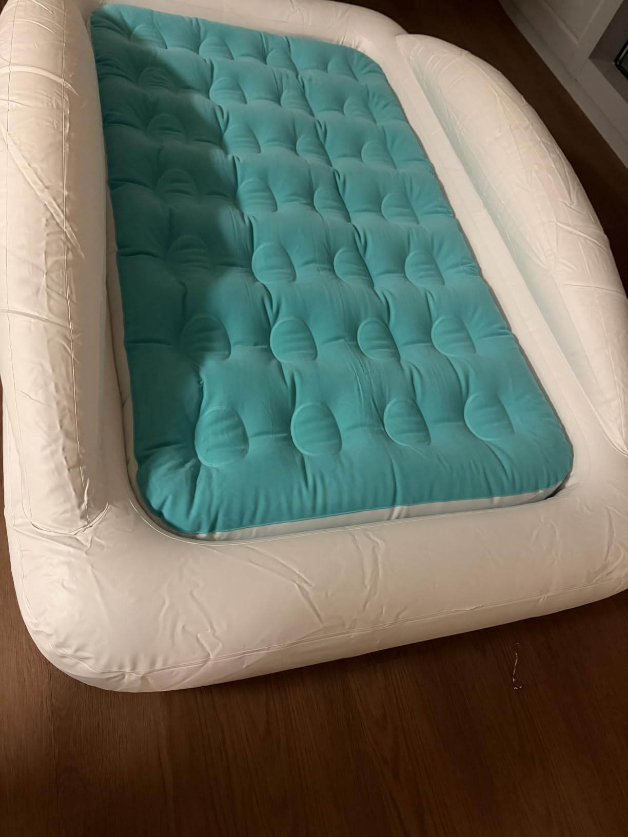 Fahuac Inflatable Kids Travel Bed Toddler Air Mattress Set customer photo 1
