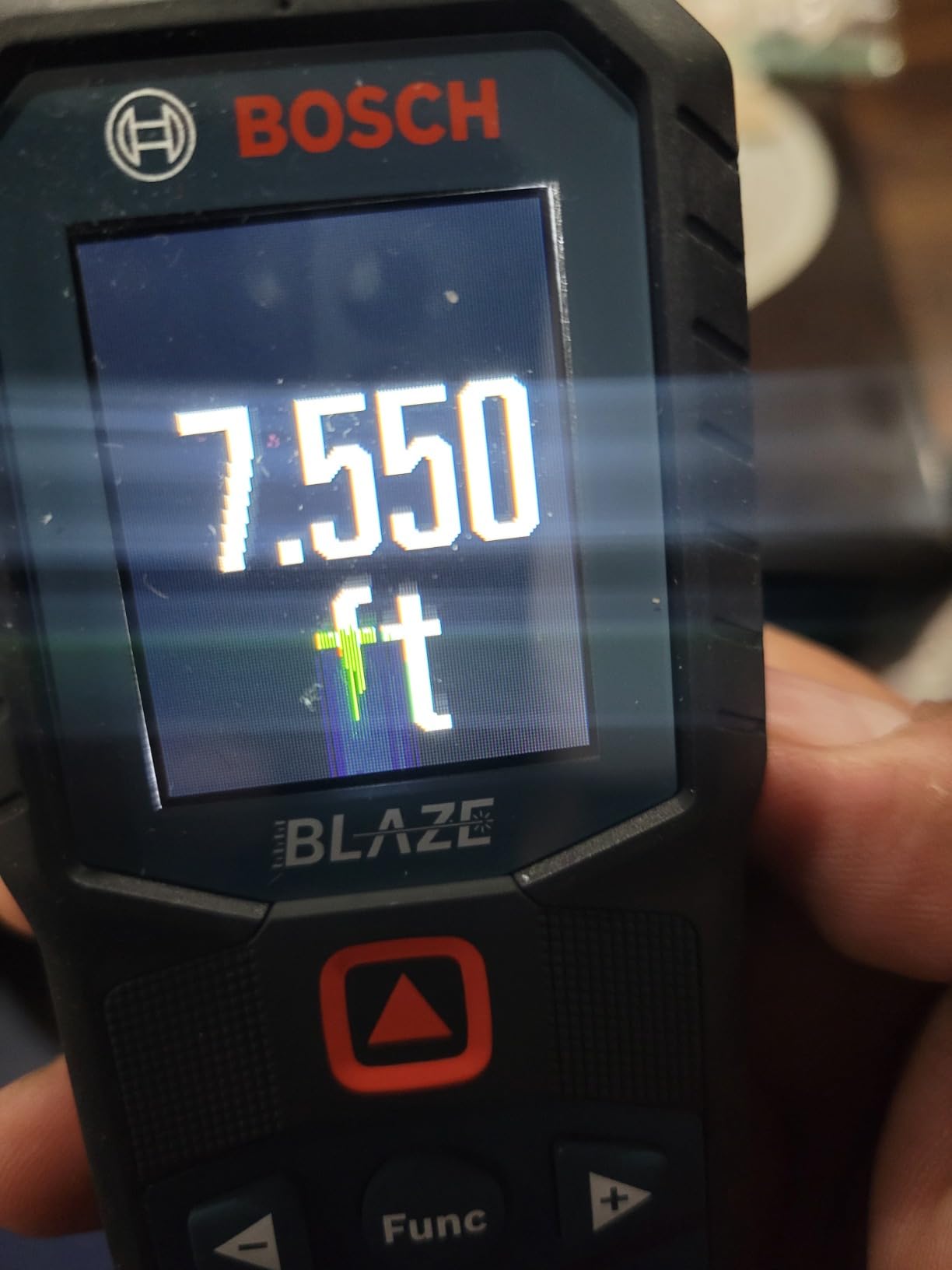 BOSCH GLM165-22 165 Ft Blaze Laser Distance Measure, Includes 2 AA Batteries, Belt Clip, & Pouch customer photo 1