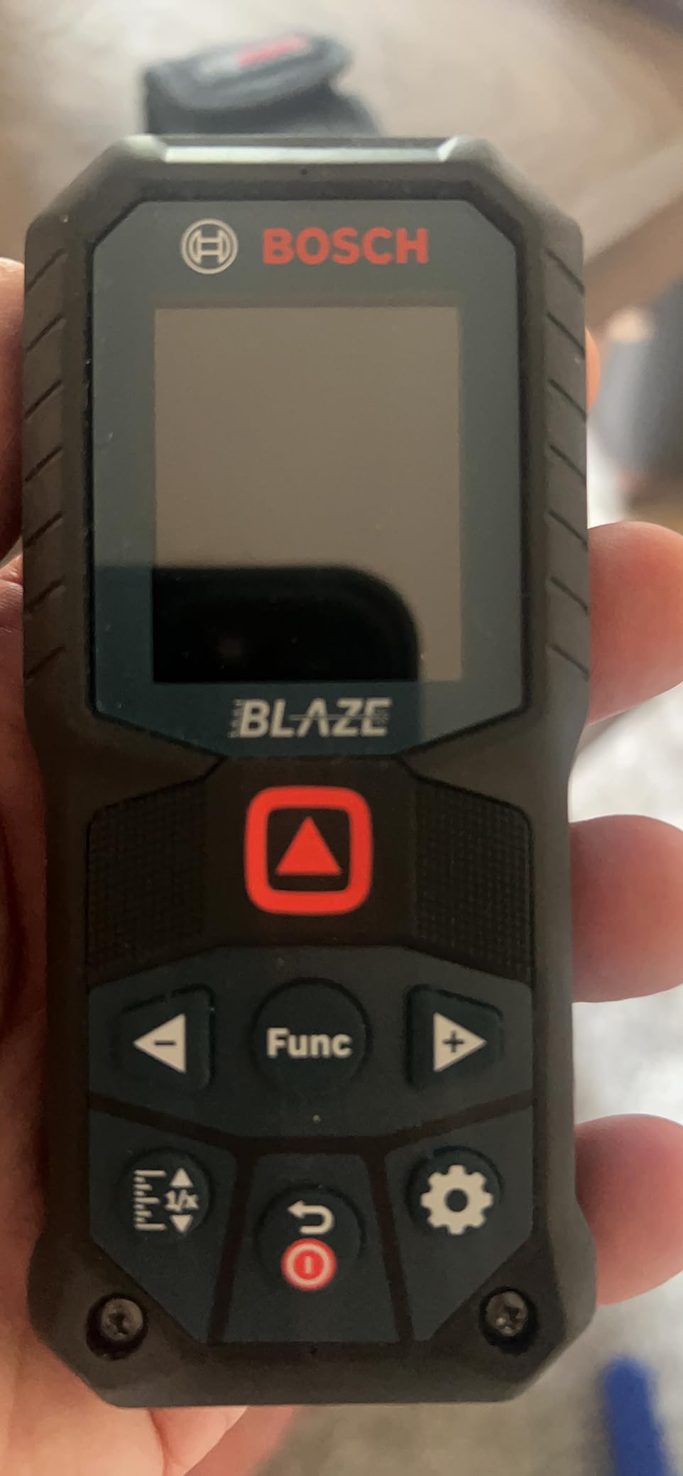 BOSCH GLM165-22 165 Ft Blaze Laser Distance Measure, Includes 2 AA Batteries, Belt Clip, & Pouch customer photo 2
