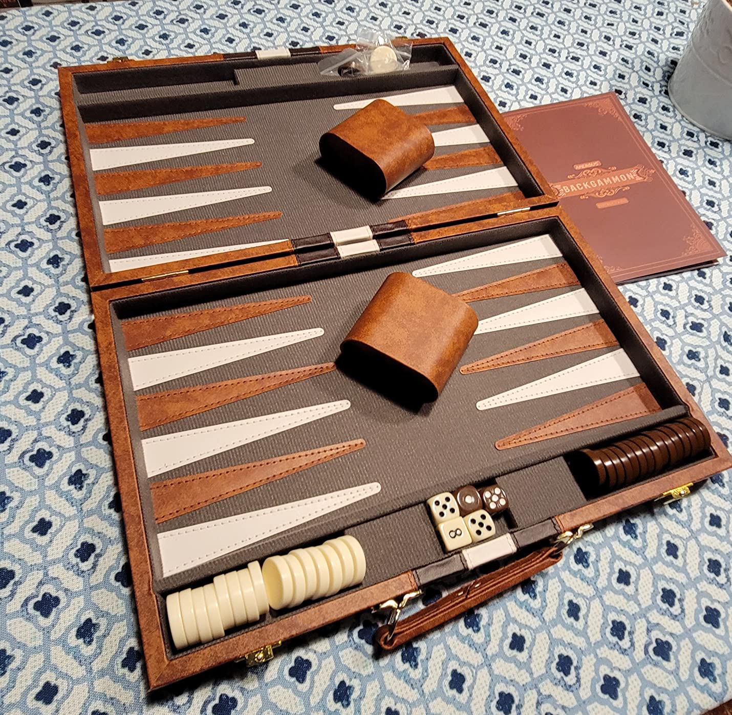 AMEROUS Backgammon Set, 15 Inches Classic Board Game with Leather Case, Folding Board, Gift Package, Portable Travel Strategy Backgammon Game Set for Adults, Kids (Medium, Brown) customer photo 2