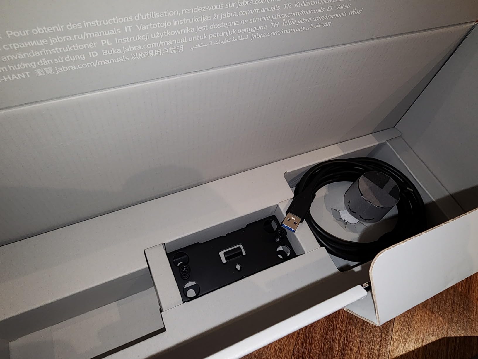 Jabra PanaCast 50 180° Panoramic-4K Meeting Room Webcam customer photo 2