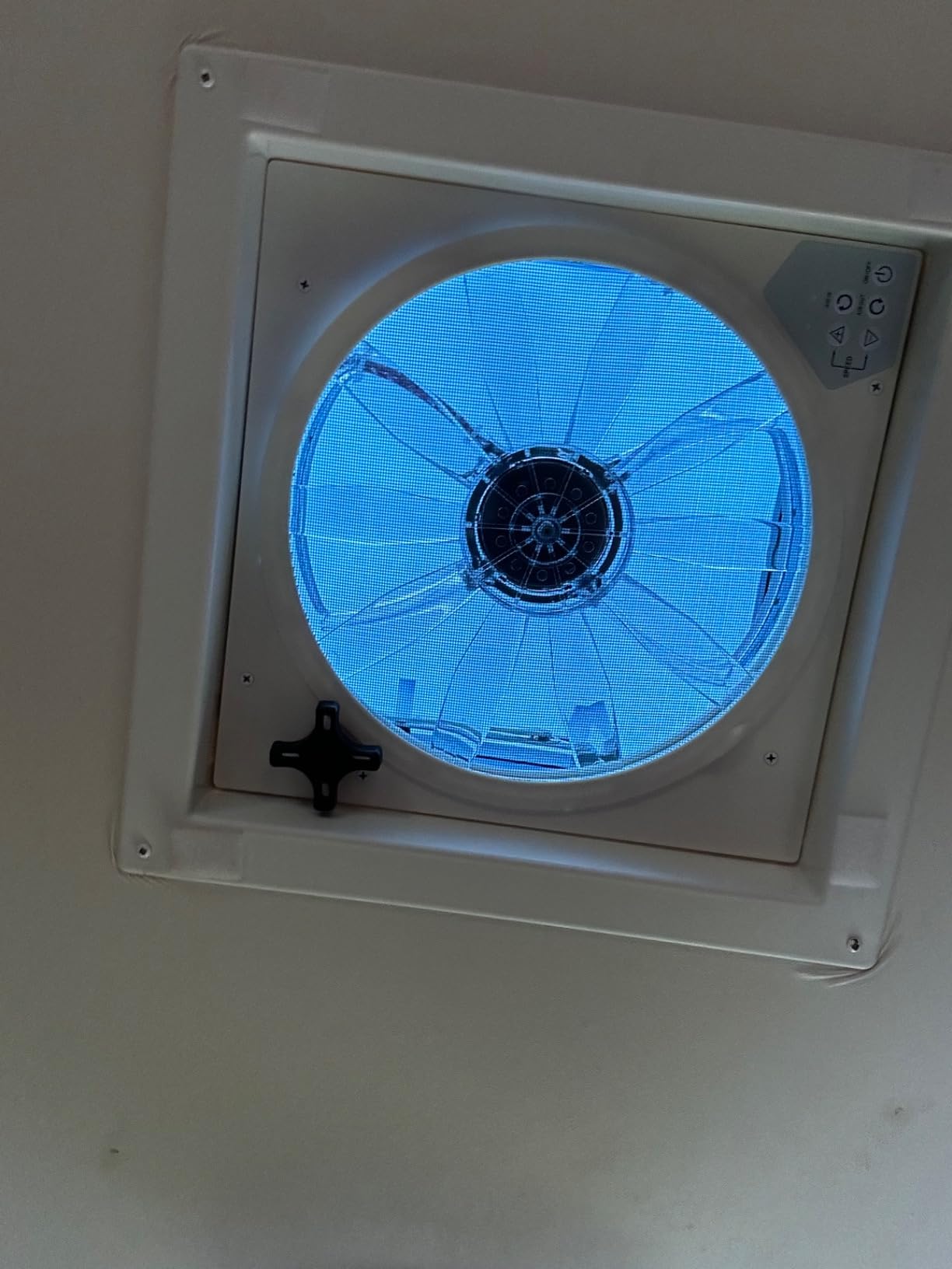 RVLOVENT 12V RV Roof Fan Vent 14'' 10 Speed Reversible Manual Lift (NO REMOTE) customer photo 2