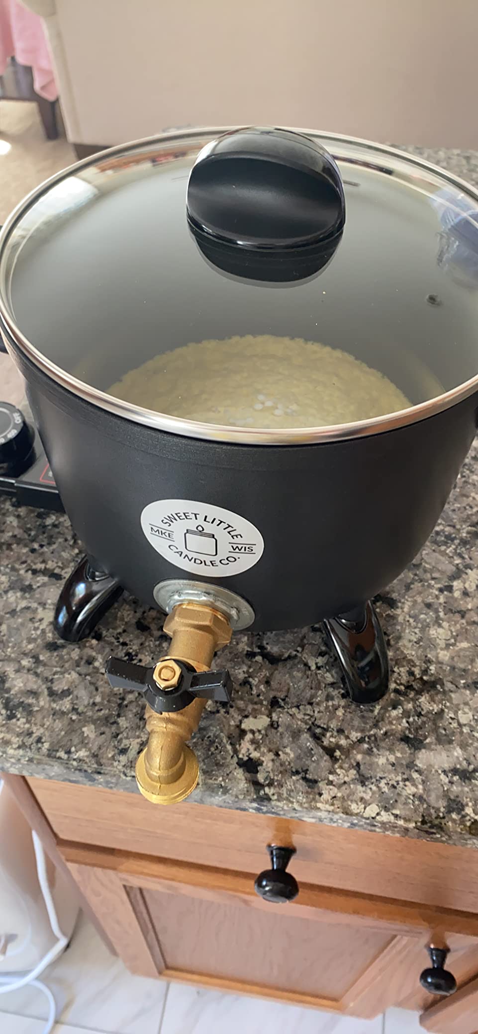 USA MADE, Wax Melter for Candle Making, Easy Turn Handle, Holds 10lbs of Melted Wax customer photo 2