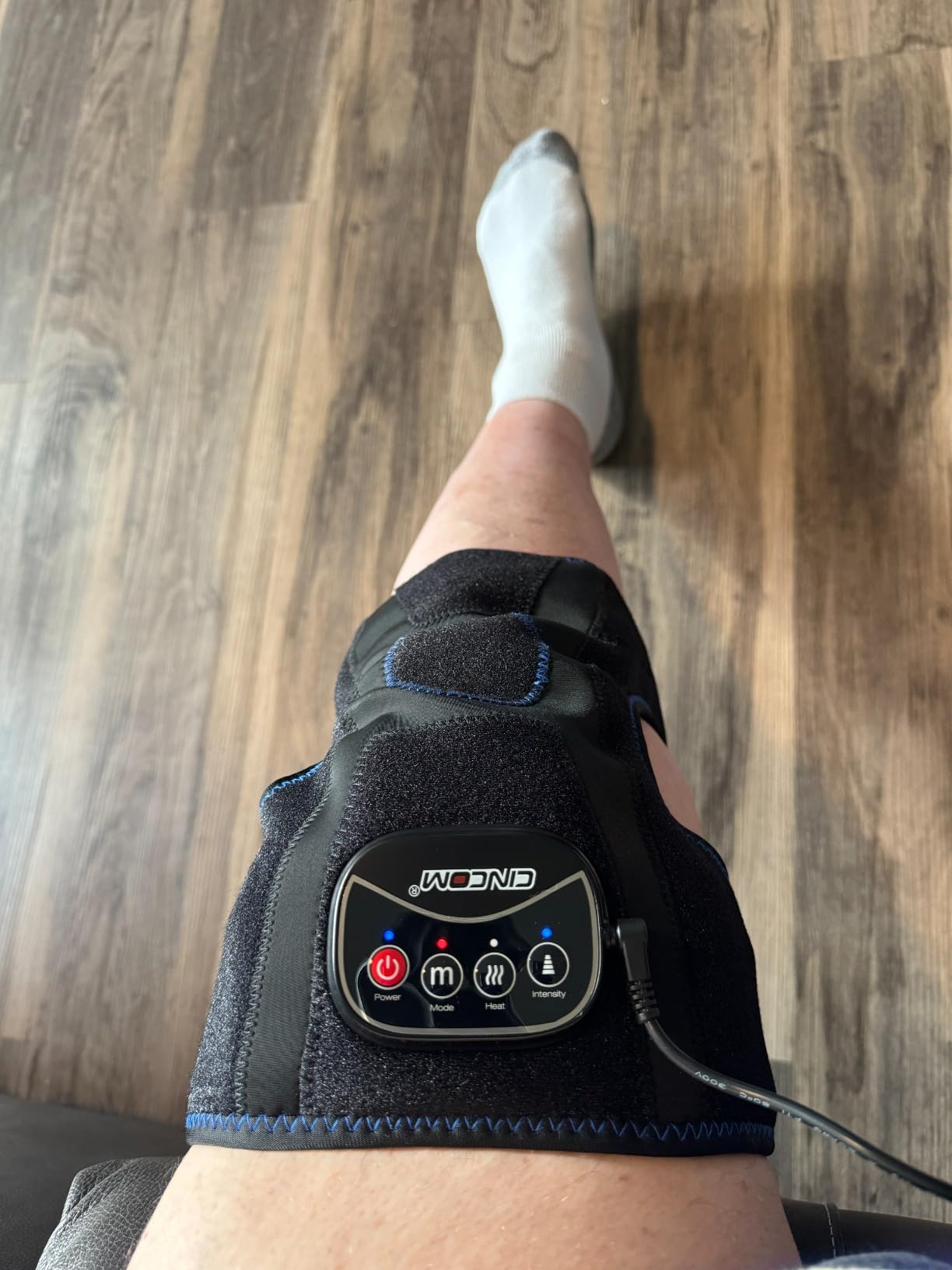 CINCOM Knee Massager with Heat and Air Compression for Pain Relief customer photo 1