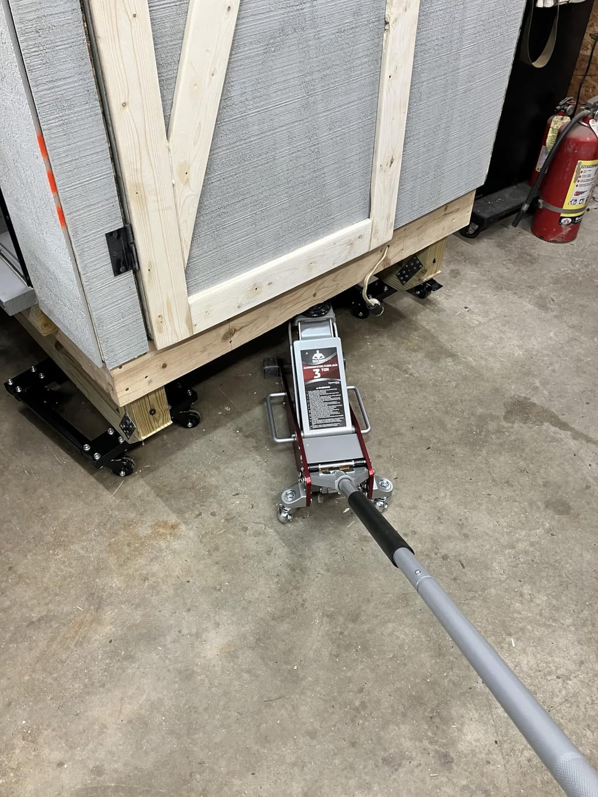 Jack Boss 3 Ton Low Profile, Aluminum and Steel Racing Floor Jack with Dual Pistons Quick Lift Pump for Sport Utility Vehicle, Lifting Range 3-15/16
