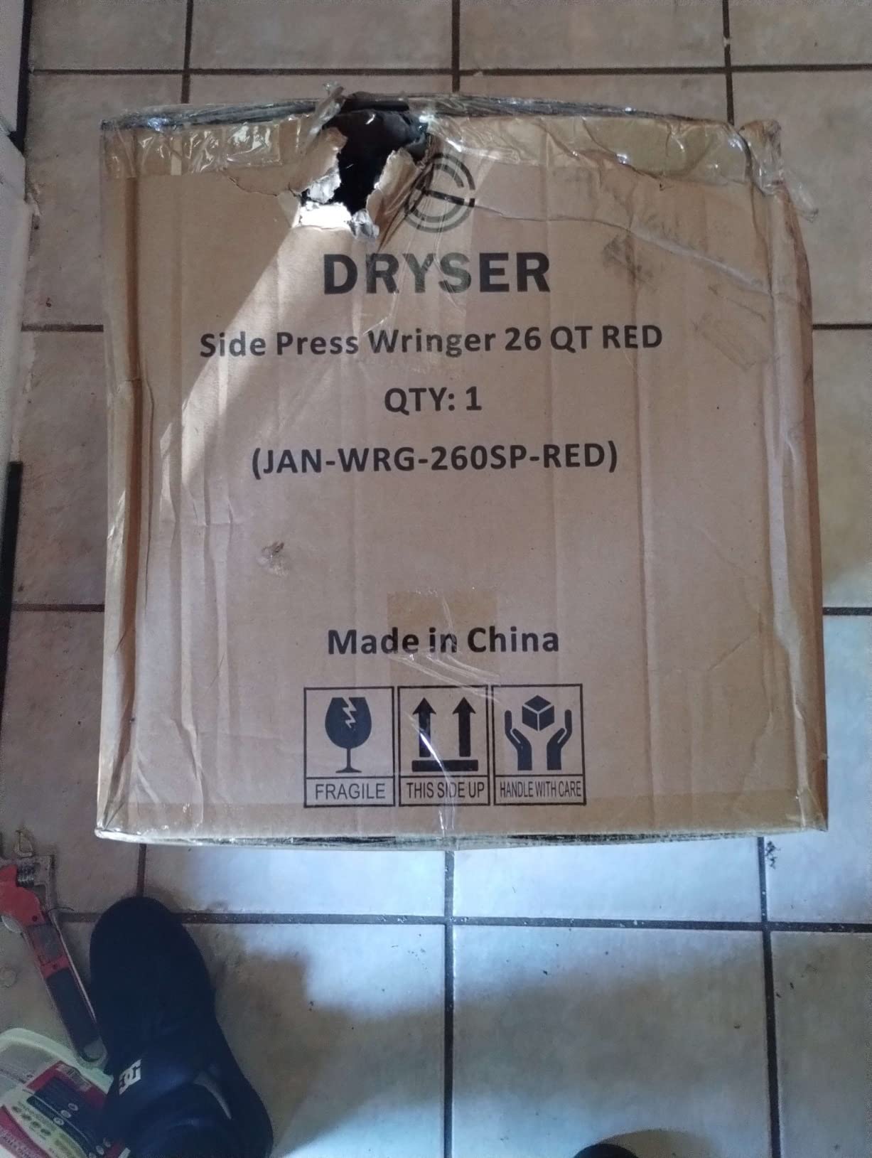Dryser Commercial Mop Bucket with Side Press Wringer, 26 Quart, Black customer photo 1