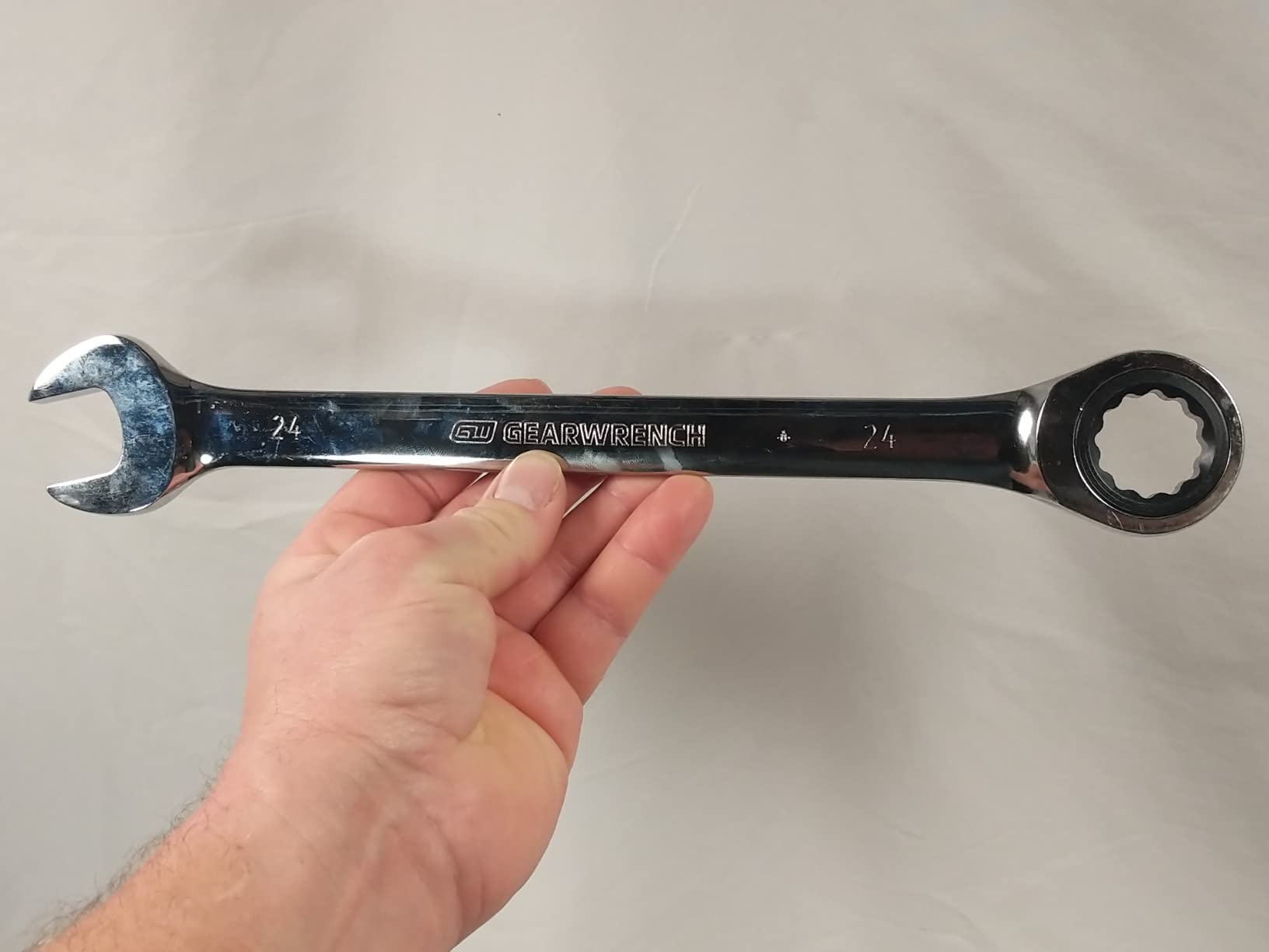 GEARWRENCH 30 Piece 12 Pt SAE/mm Ratcheting Combination Wrench Set | 86702 customer photo 2