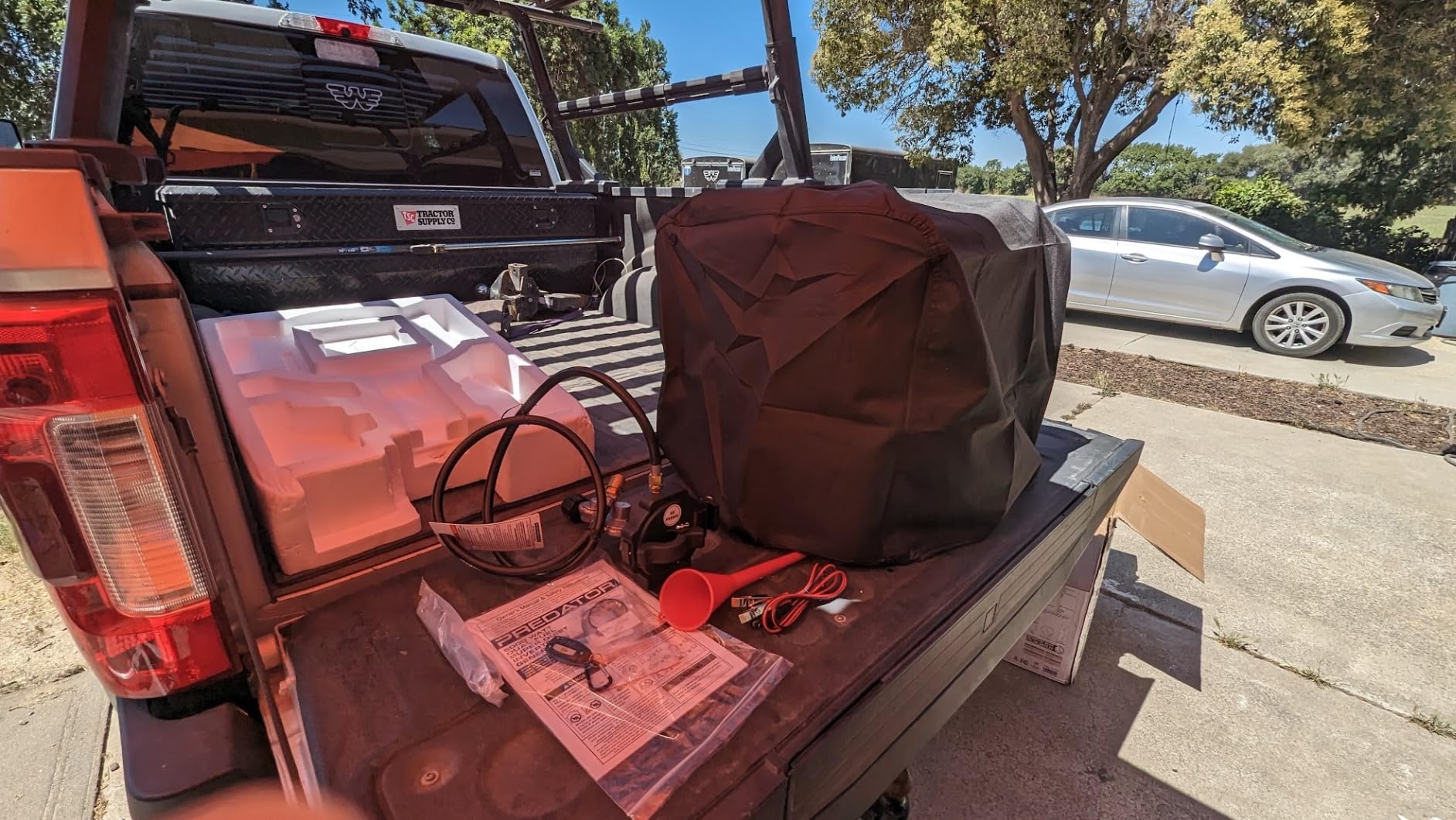 Generator Cover Waterproof, Heavy Duty Thicken 600D Polyester with Elastic Drawstring, Weather/UV Resistant Generator Cover for Universal Portable Generators 5000-10000 Watt (32''L x 24''W x 24''H) customer photo 2