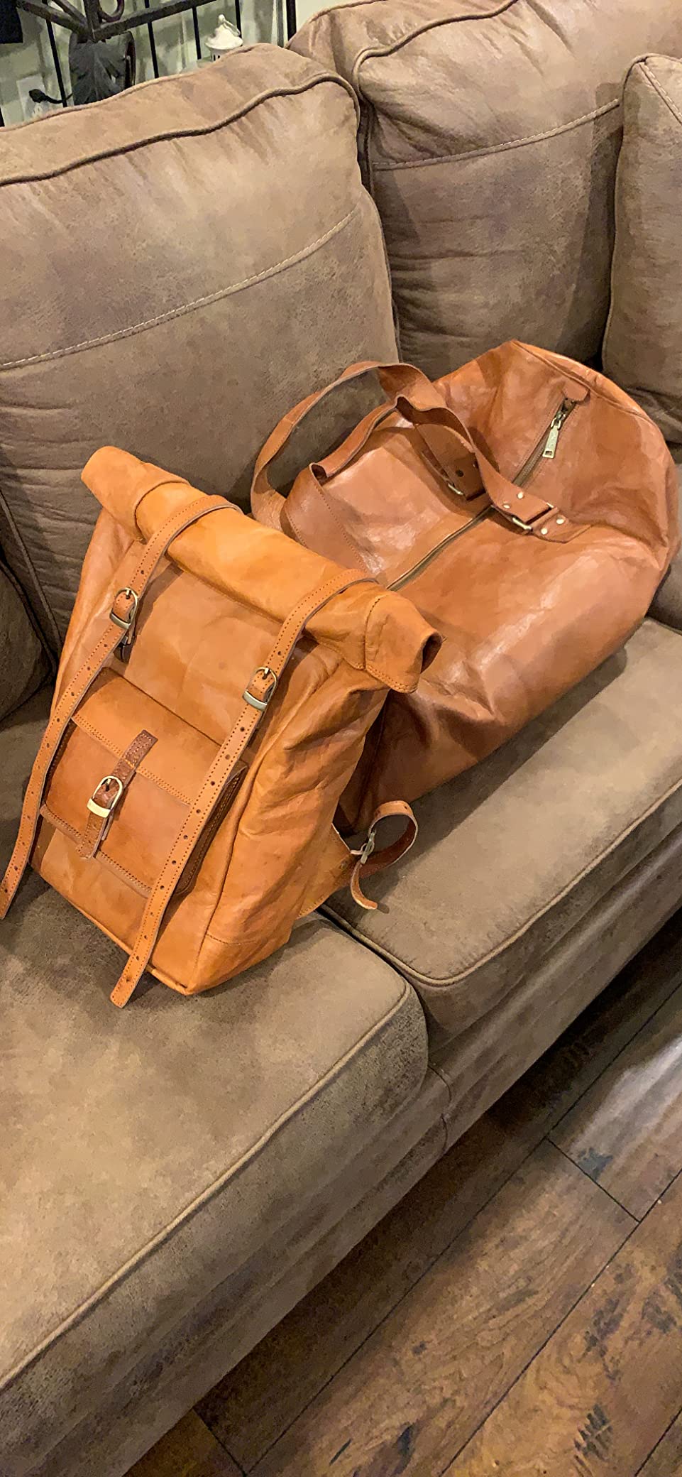 BERLINER BAGS Vintage Genuine Leather Backpack Leeds, Travel Backpack, Laptop Backpack for Women and Men customer photo 2