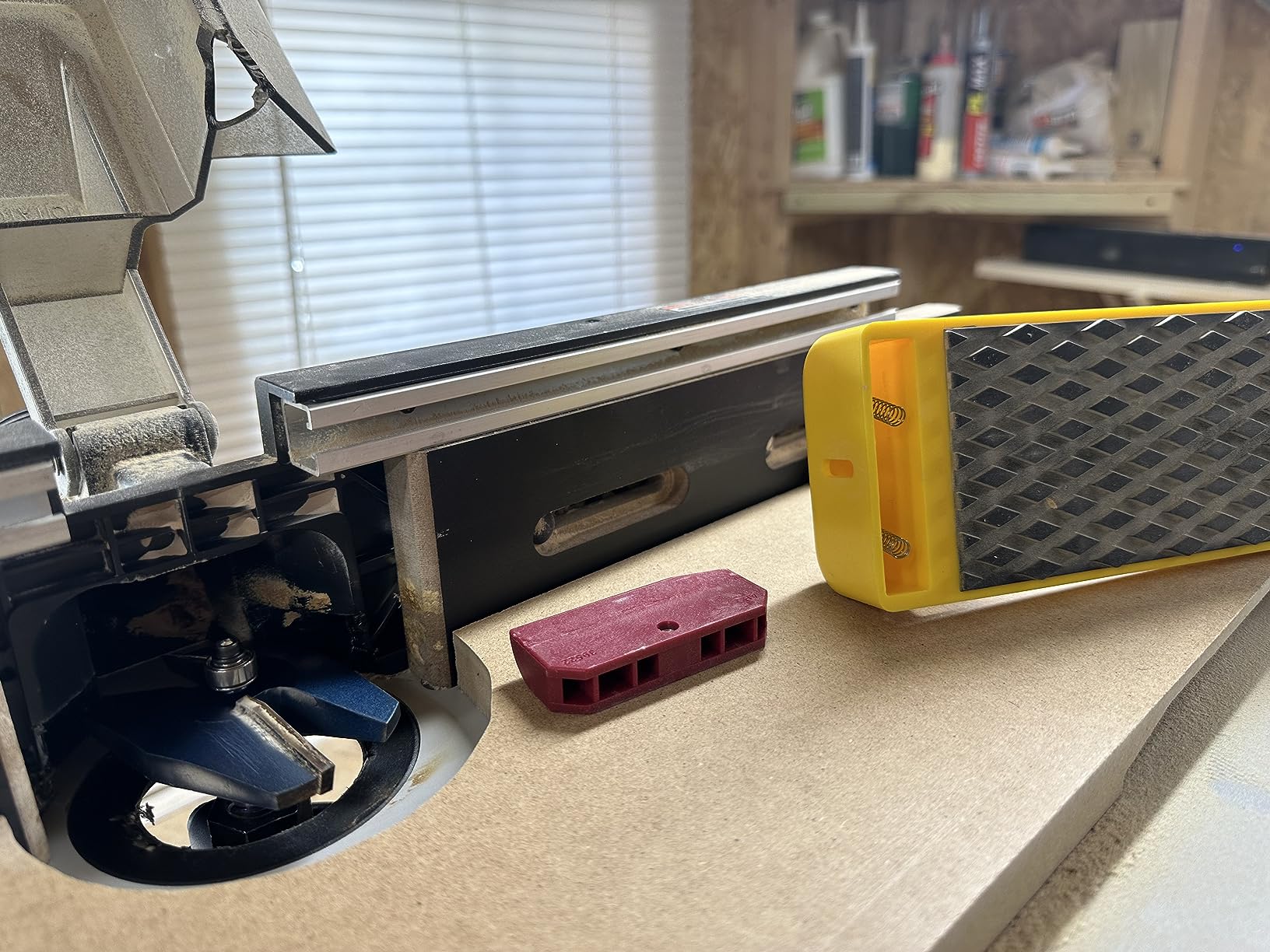 Milescraft 3405 GrabberPLUS - Pushblock for Table Saws, Router Tables, Band Saws & Jointers, Yellow customer photo 1