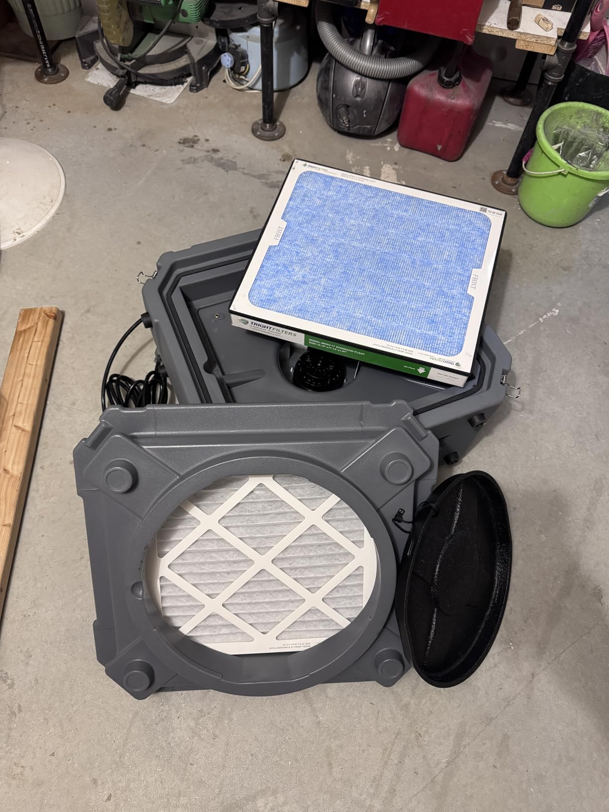 Abestorm HEPA 550 Air Scrubber with 3-Stage Filteration, GFCI Connection customer photo 2